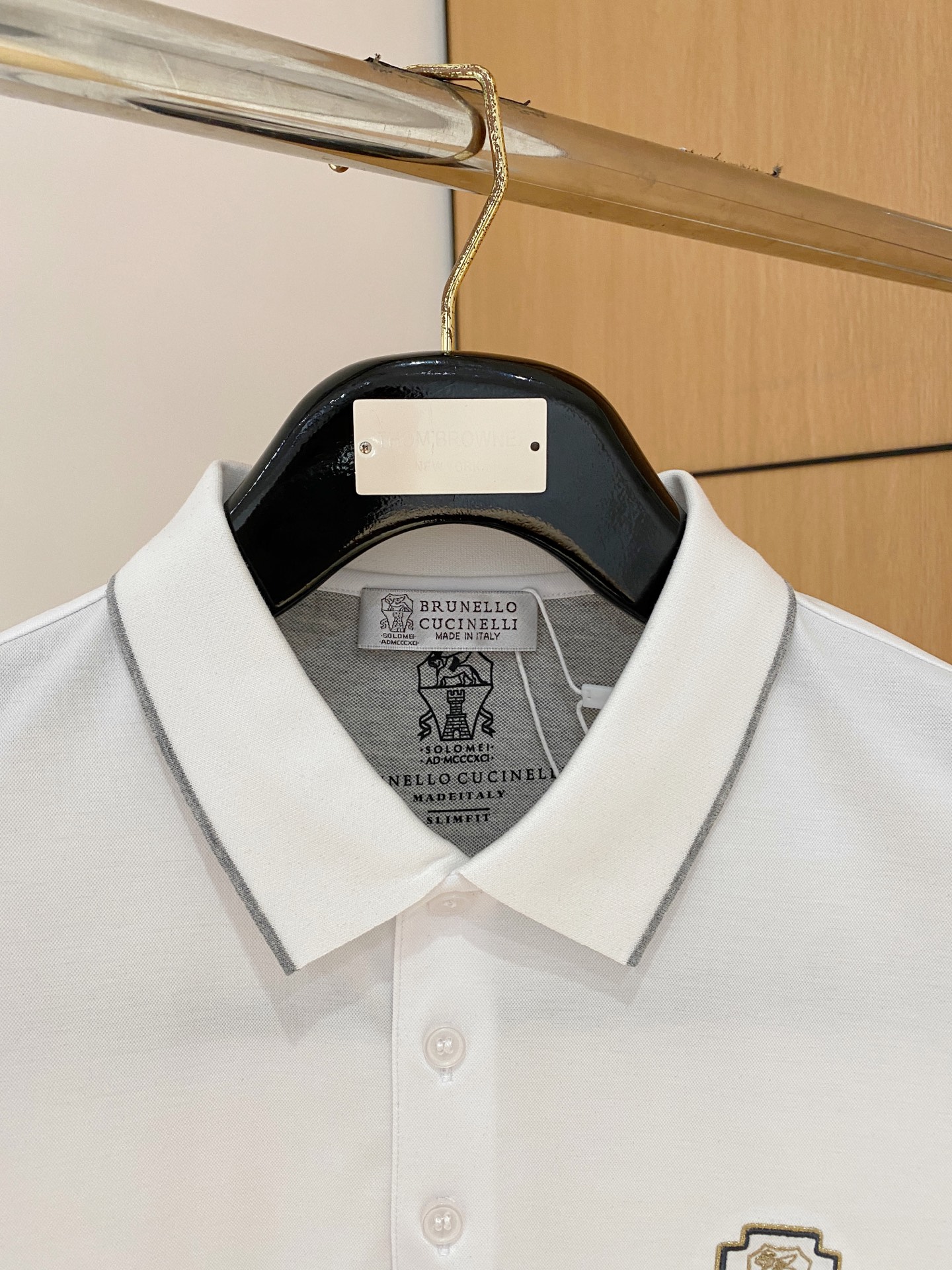  
bC夏季新品翻领Polo短袖
时尚单品设计，更加时尚舒适，高标准定制，上身非常有型，奢华品牌经典LO