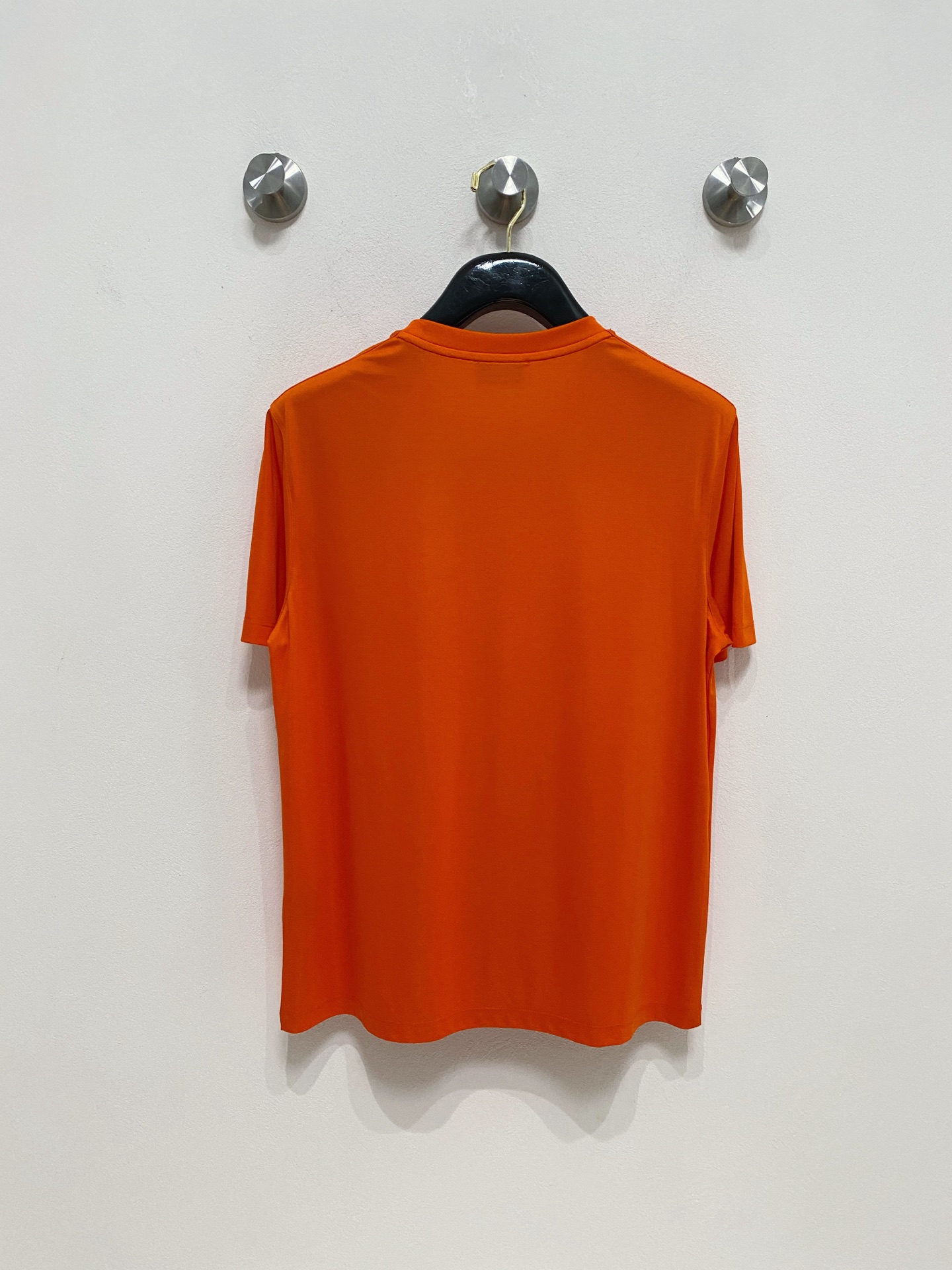  芬迪 2025春夏新款首发专柜最新款圆领短袖 高端订制 设计前卫时尚！品牌logo重工艺设计 高端定制