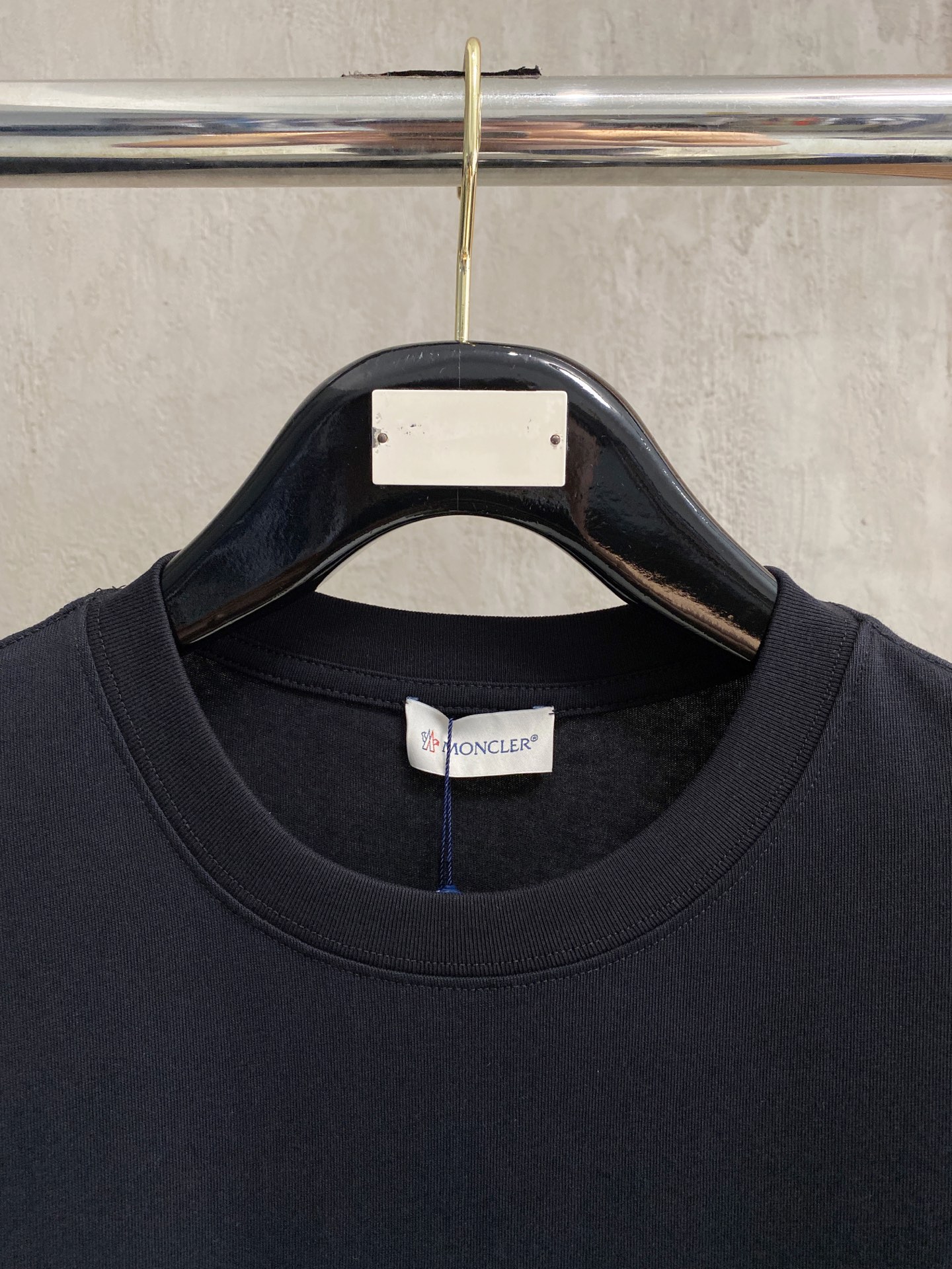  蒙*Moncler 25SS春夏新款首发专柜最新款短袖圆领T恤 高端订制 设计前卫时尚！品牌logo重