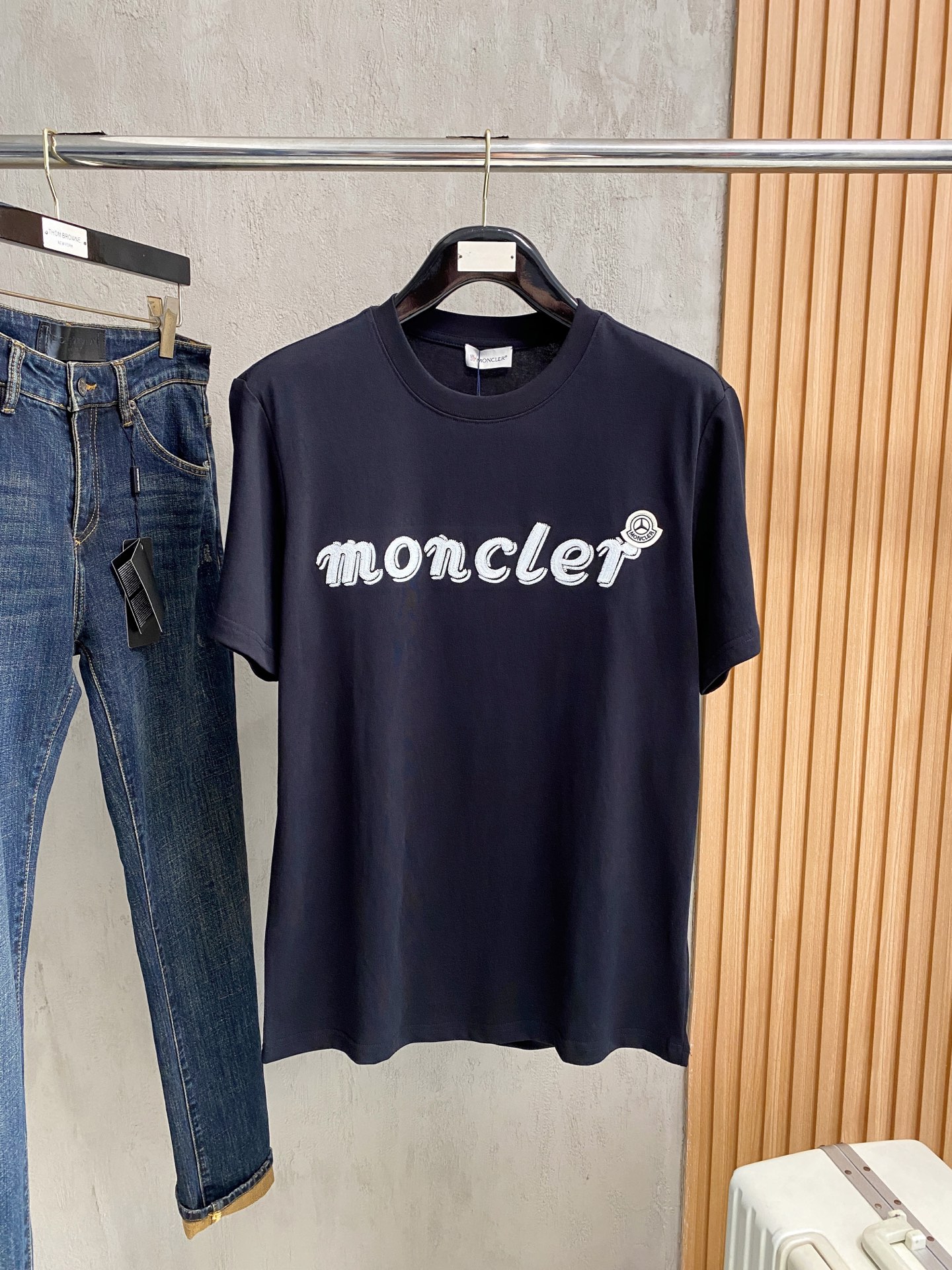  蒙*Moncler 25SS春夏新款首发专柜最新款短袖圆领T恤 高端订制 设计前卫时尚！品牌logo重