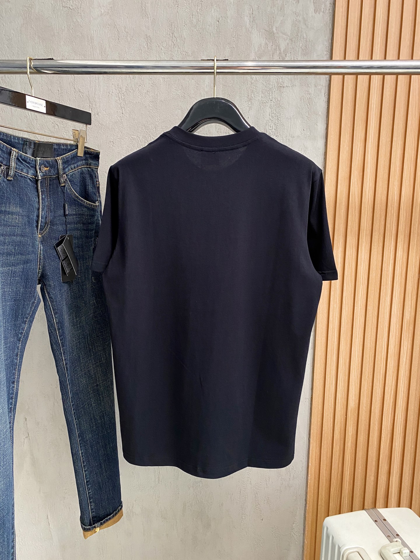  蒙*Moncler 25SS春夏新款首发专柜最新款短袖圆领T恤 高端订制 设计前卫时尚！品牌logo重