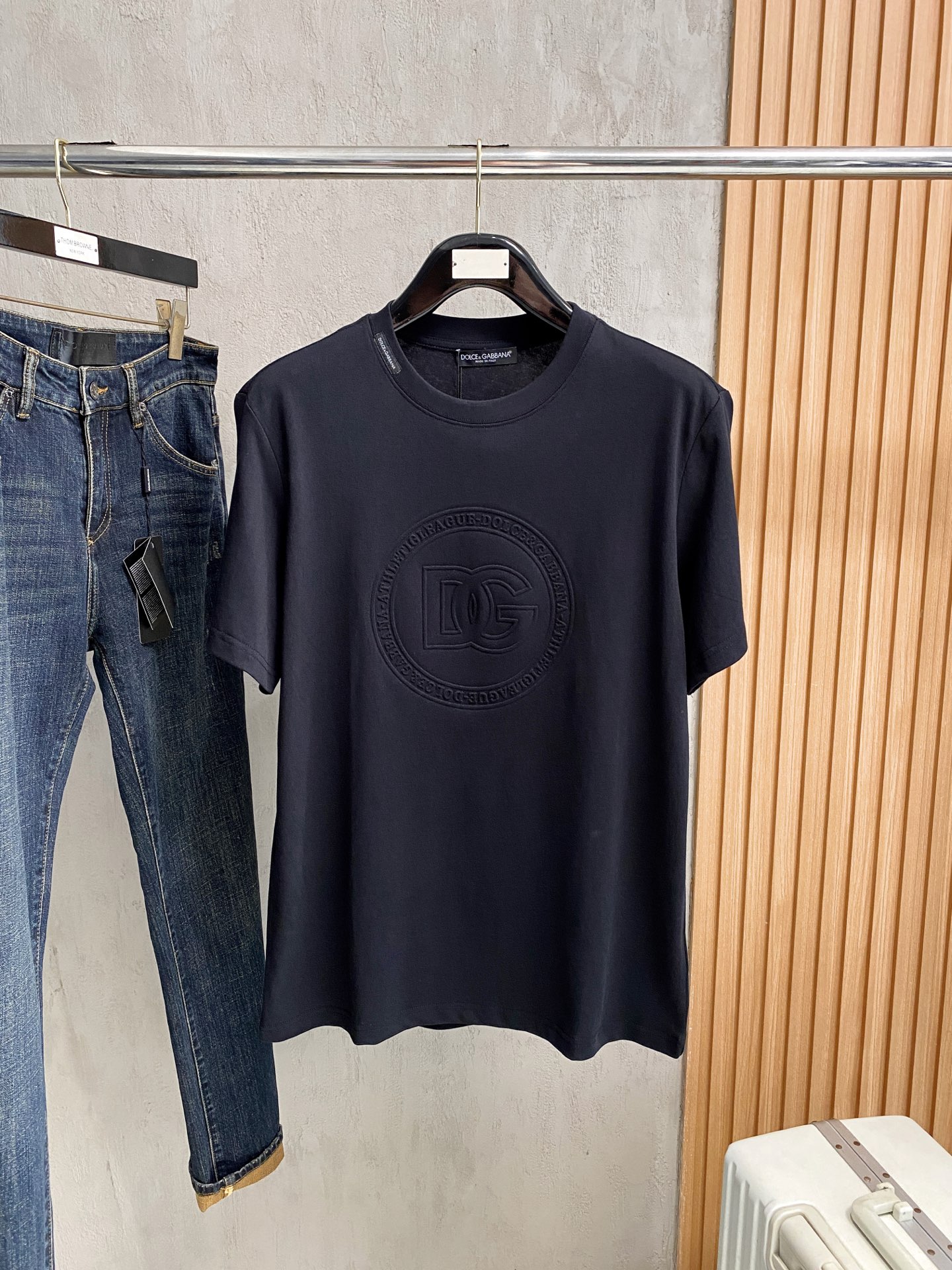  杜嘉班*D&G 25SS春夏新款首发专柜最新款短袖圆领T恤 高端订制 设计前卫时尚！品牌logo重工艺