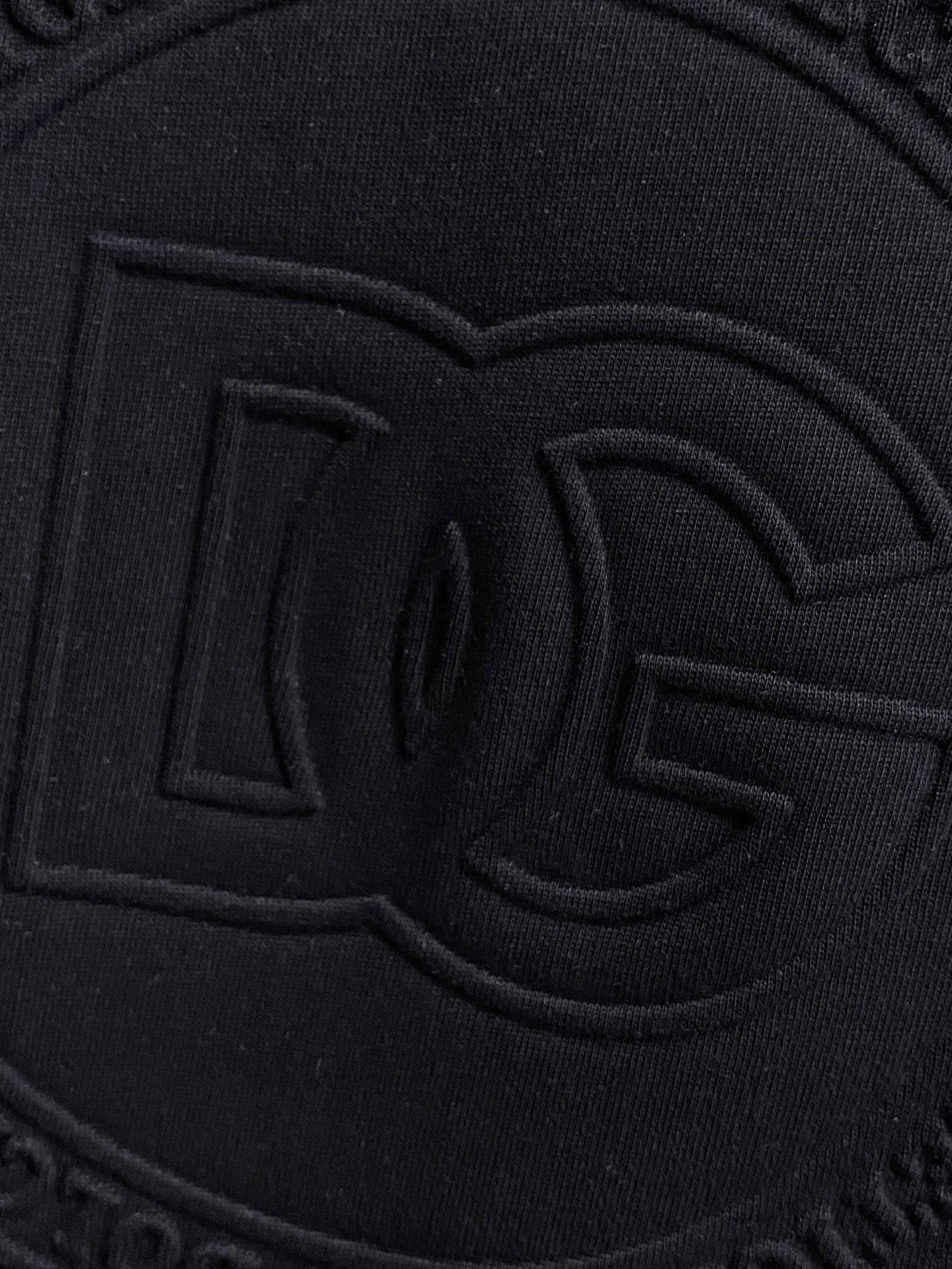  杜嘉班*D&G 25SS春夏新款首发专柜最新款短袖圆领T恤 高端订制 设计前卫时尚！品牌logo重工艺