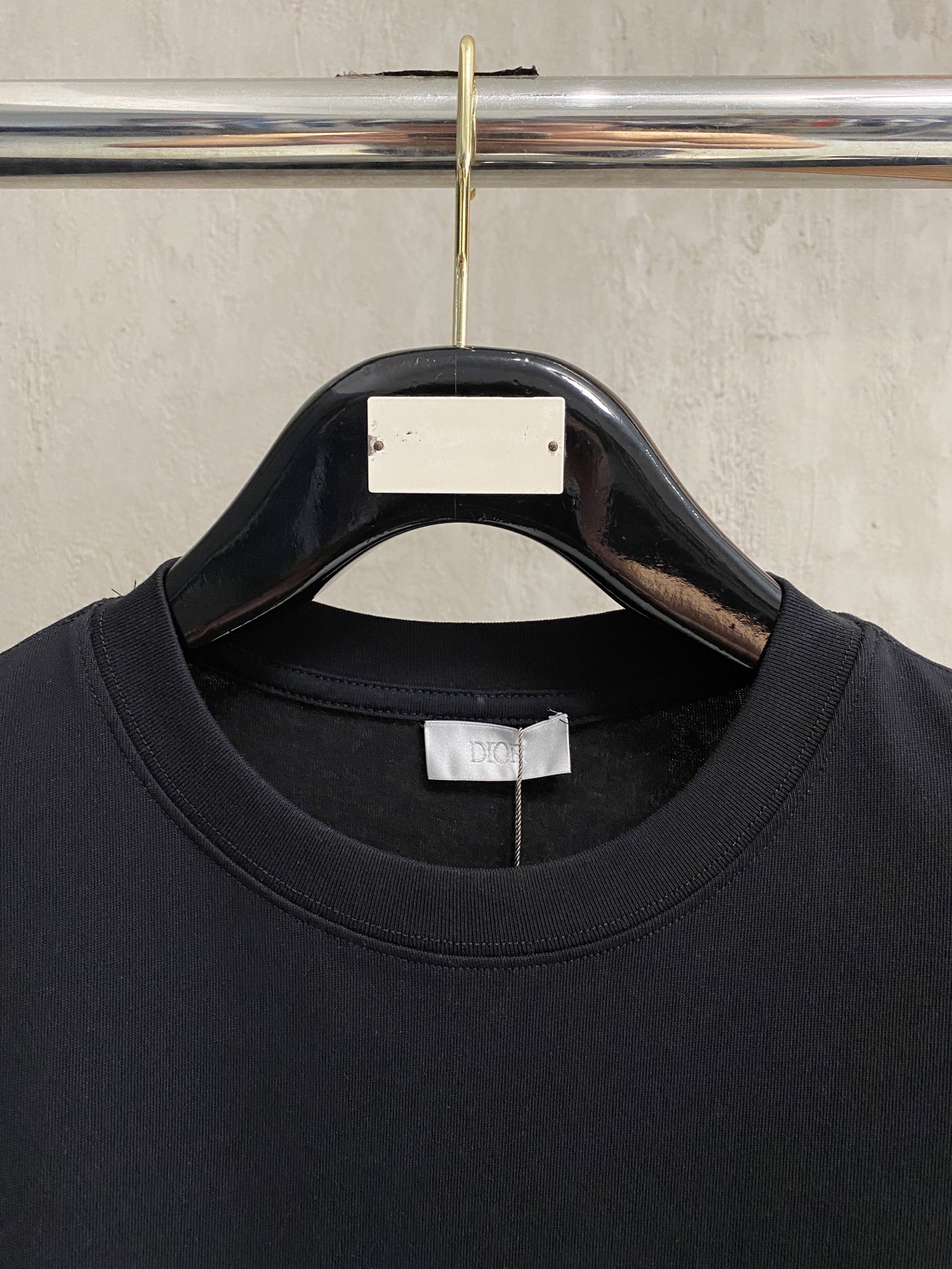  迪*DIOR 25SS春夏新款首发专柜最新款短袖圆领T恤 手绘高端订制 设计前卫时尚！品牌logo重工