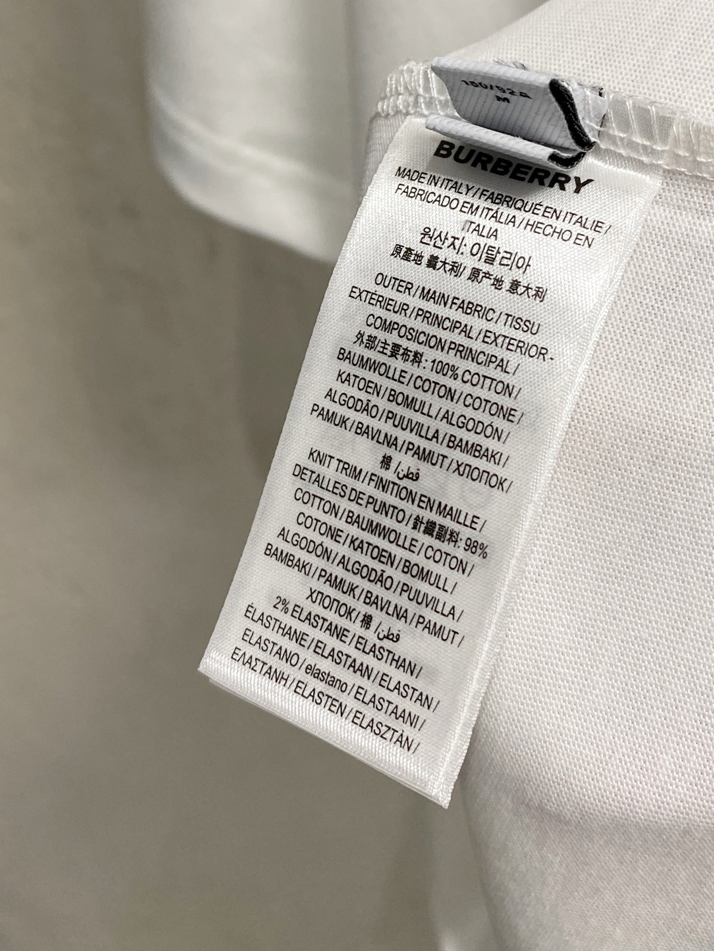  巴宝*Burberry 25SS春夏新款首发专柜最新款短袖圆领T恤 高端订制 设计前卫时尚！品牌log