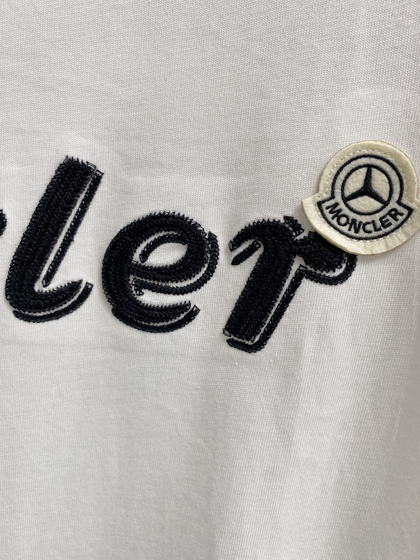  蒙*Moncler 25SS春夏新款首发专柜最新款短袖圆领T恤 高端订制 设计前卫时尚！品牌logo重