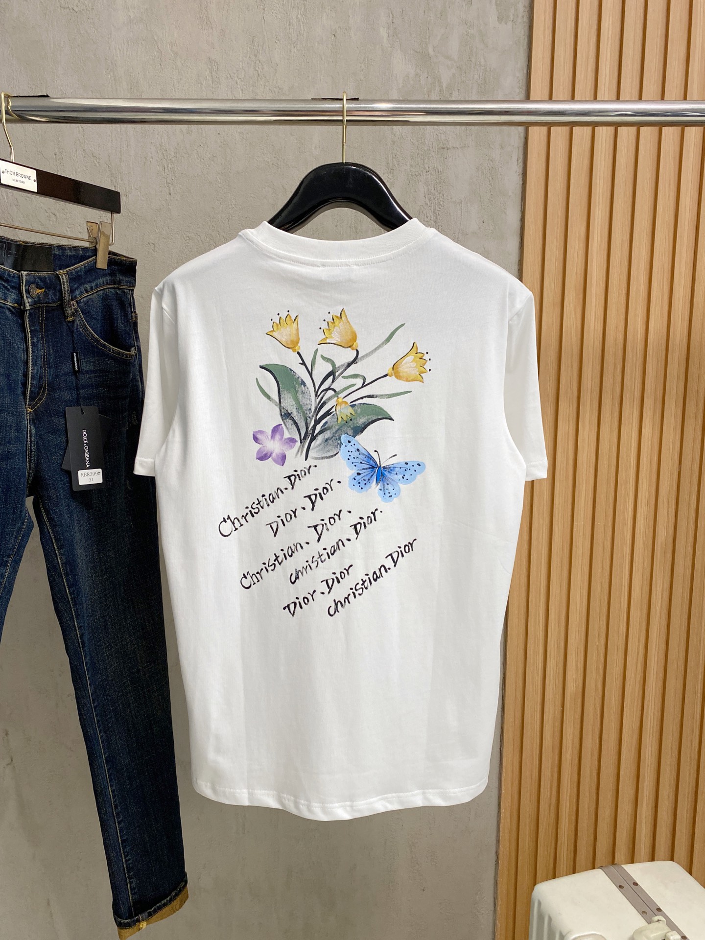  迪*DIOR 25SS春夏新款首发专柜最新款短袖圆领T恤 手绘高端订制 设计前卫时尚！品牌logo重工