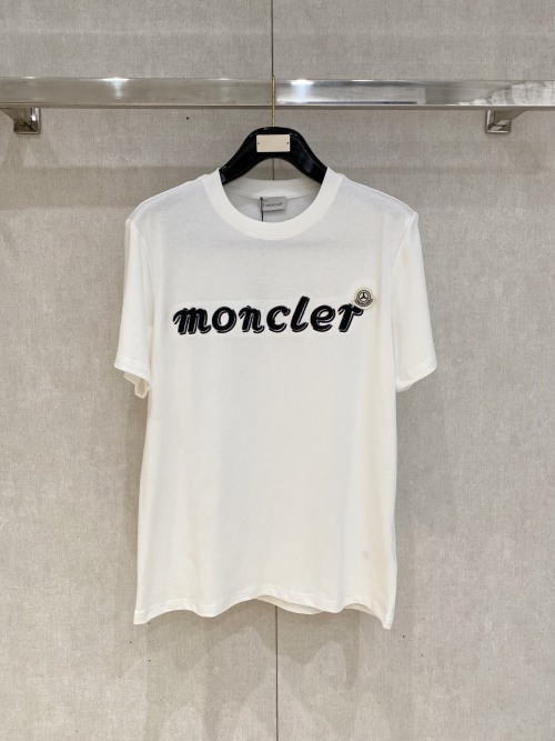 Moncler Men's Short Sleeve Crew Neck T-Shirt with Logo - Fashionable and Comfortable 1 Moncler Men's Short Sleeve Crew Neck T-Shirt with Logo - Fashionable and Comfortable