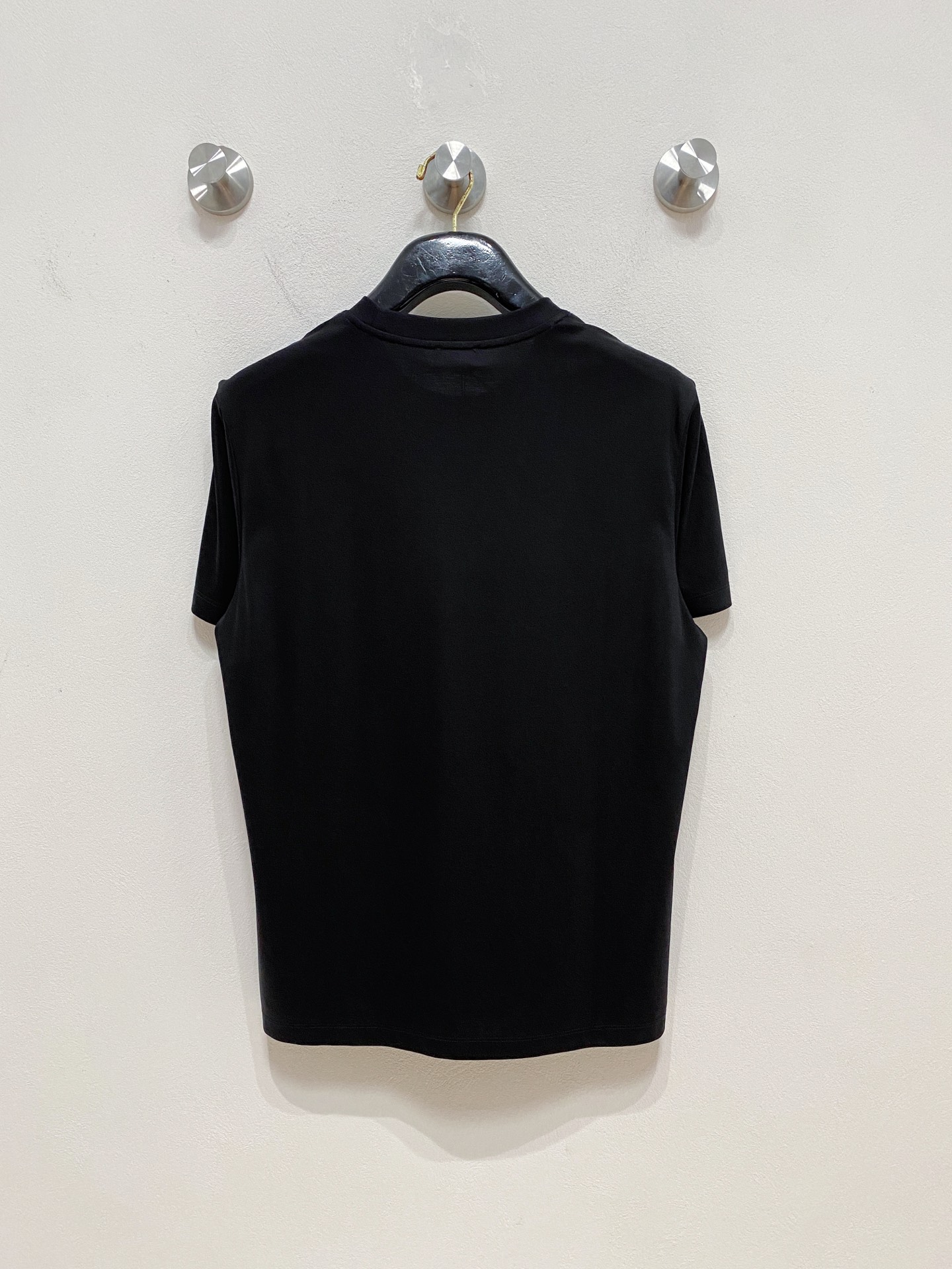  迪奥 顶级品质 2025款新品短袖！精选100支双面丝光棉面料，手感柔软。顶级进口私货，时尚设计潮流短