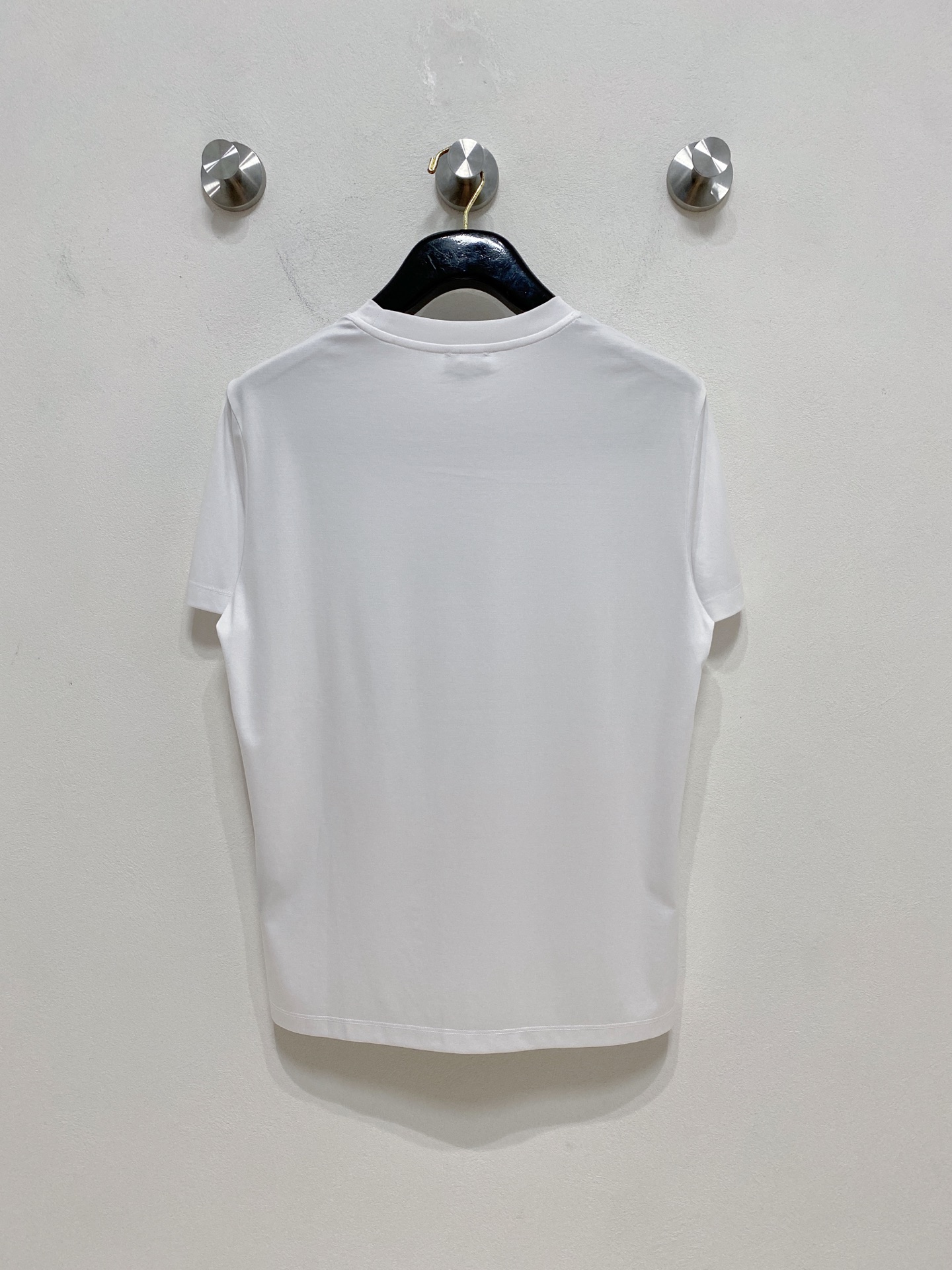  巴宝莉 顶级品质 2025款新品短袖！精选100支双面丝光棉面料，手感柔软。顶级进口私货，时尚设计潮流