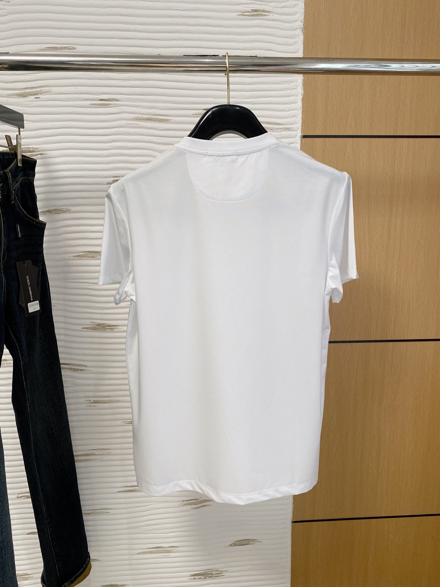 Classic Business Leisure T-Shirt with Silky Cotton Fabric and Clean Design - 图片 9