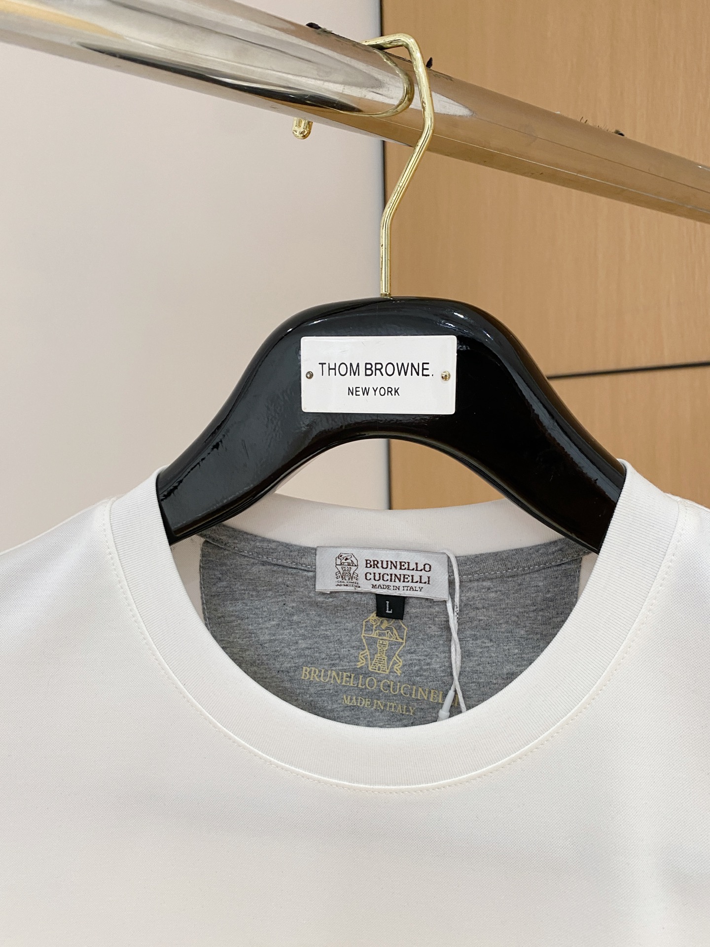 “BC’s Classic Business Leisure T-Shirt: Silky Cotton, Clean Design, Various Colors | Sizes M-3XL” - 图片 2