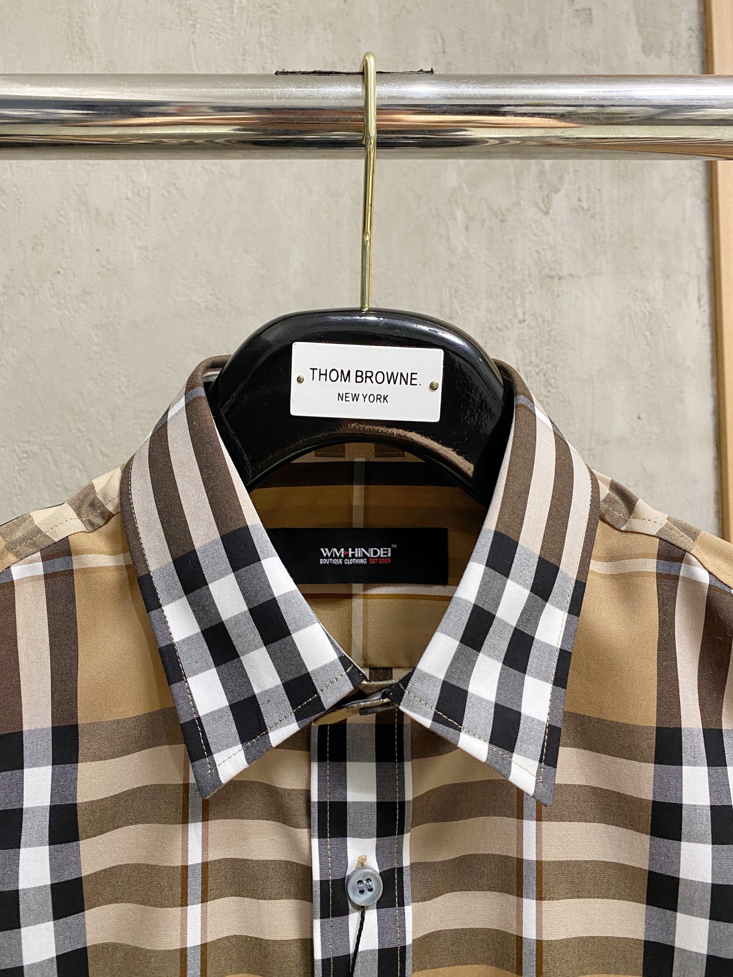 强势上新，新款不断！！！新款衬衫，高级面料高级做工，顶级品质！！！S一XXLS穿125左右m穿140左右