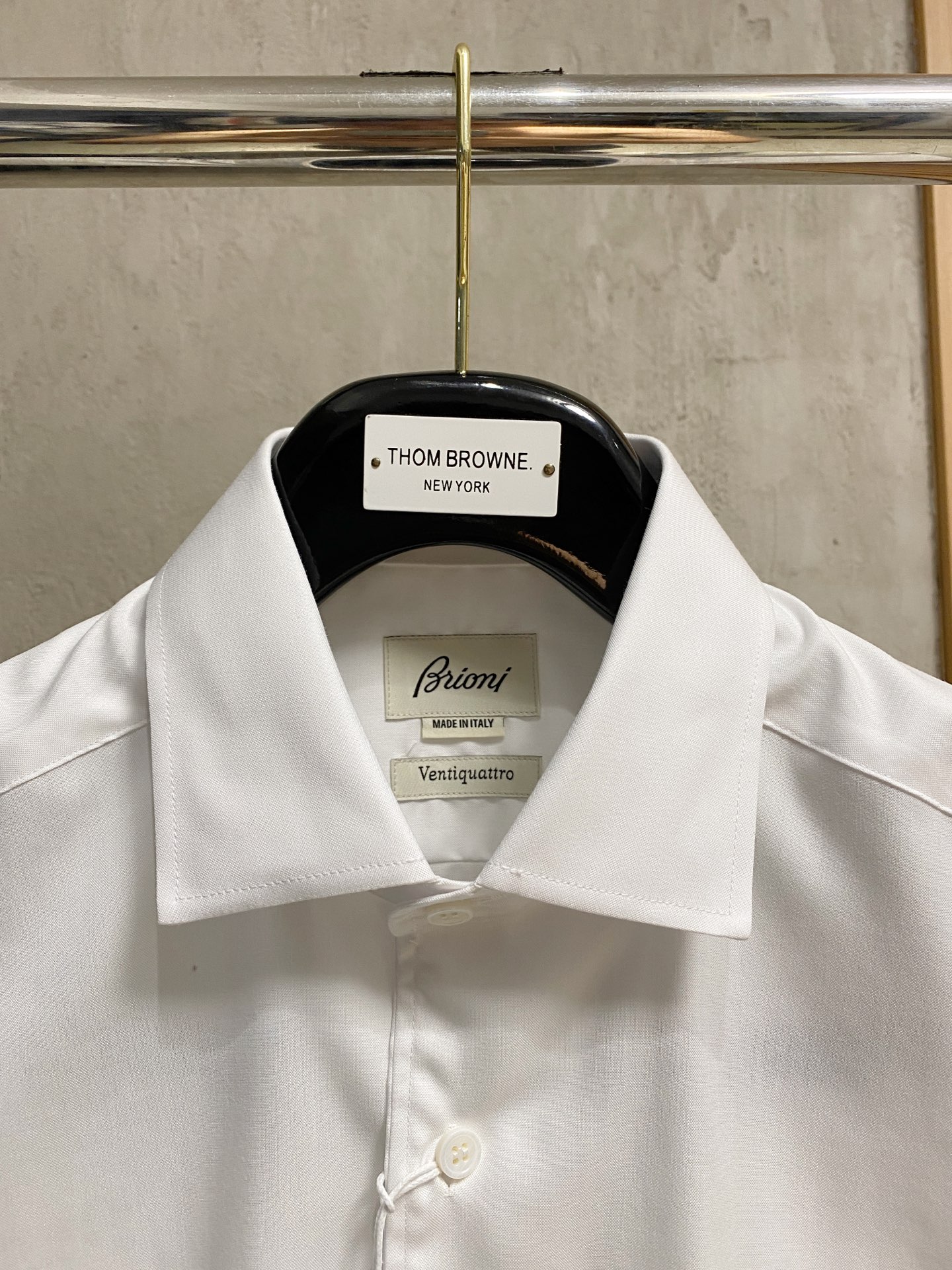 强势上新，新款不断！！！新款衬衫，高级面料高级做工，顶级品质！！！S一XXLS穿125左右m穿140左右