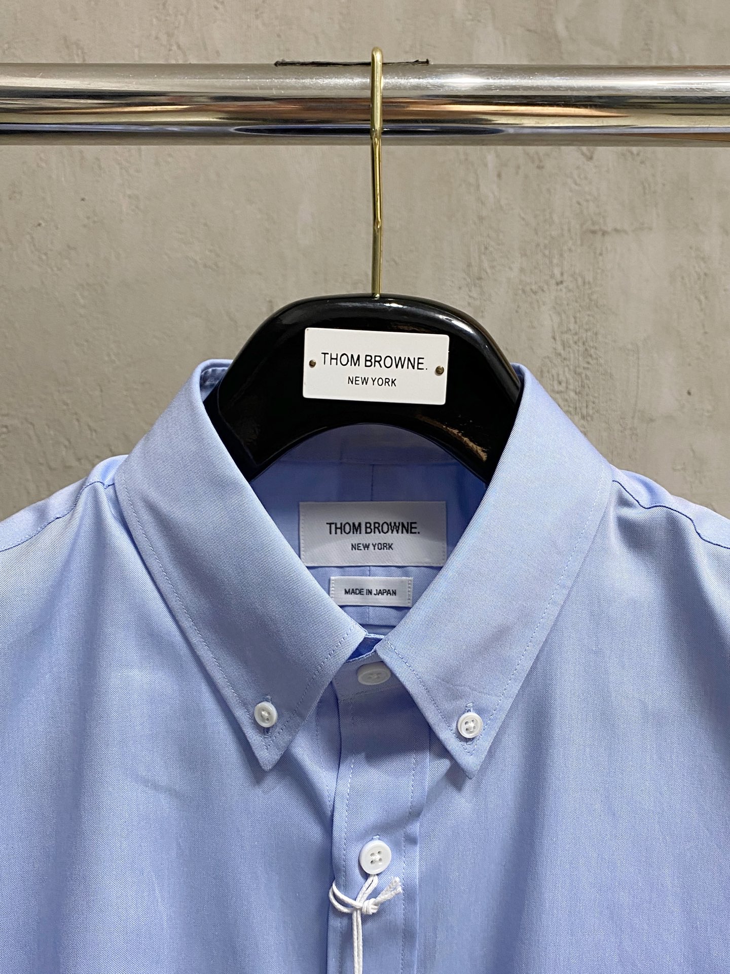 强势上新，新款不断！！！新款衬衫，高级面料高级做工，顶级品质！！！S一XXLS穿125左右m穿140左右