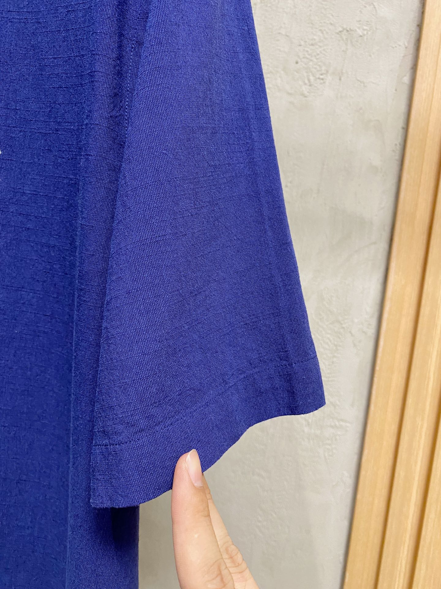 强势上新，新款不断！！！新款衬衫，高级面料高级做工，顶级品质！！！S一XXLS穿125左右m穿140左右