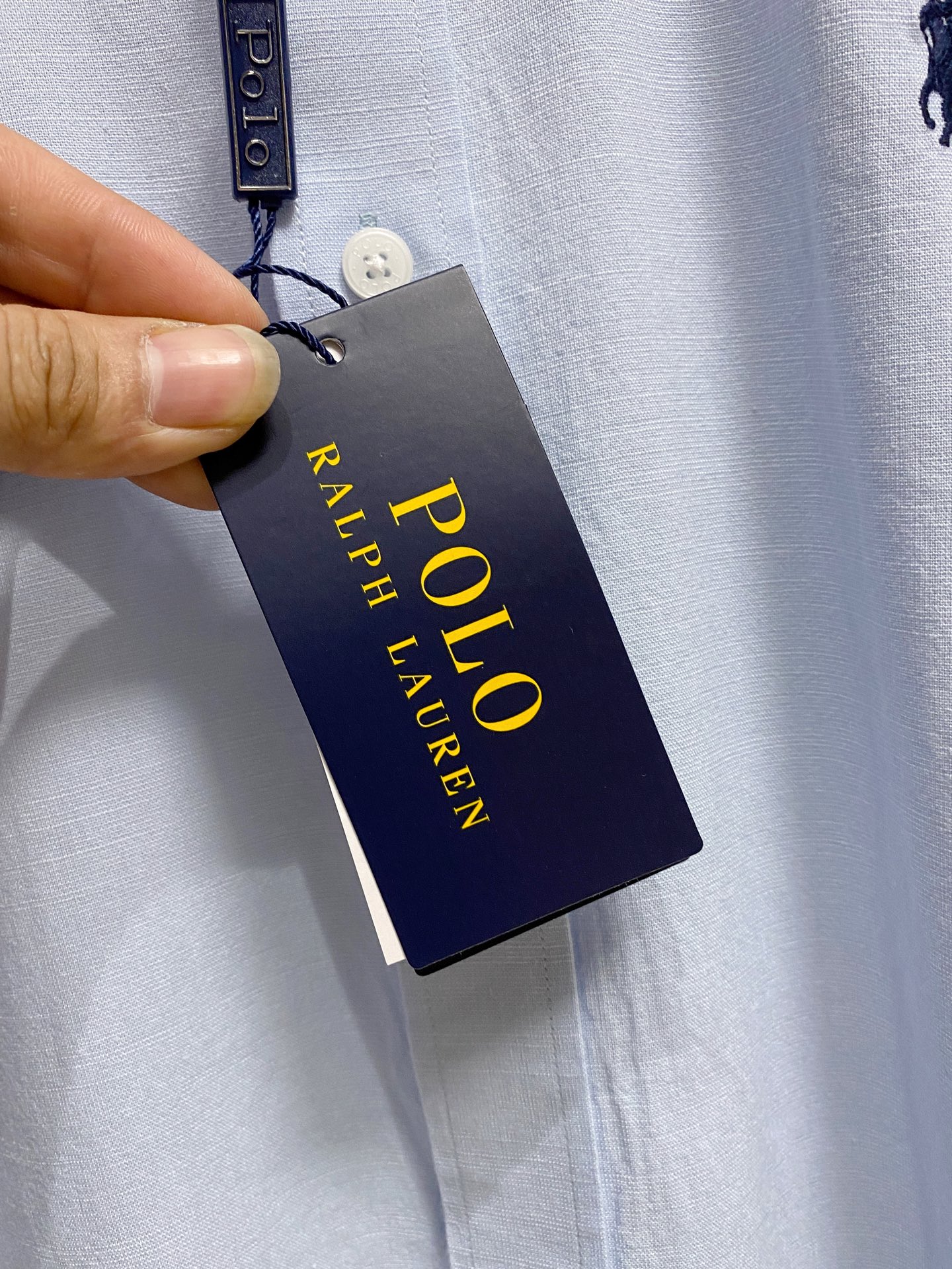 强势上新，新款不断！！！新款衬衫，高级面料高级做工，顶级品质！！！S一XXLS穿125左右m穿140左右