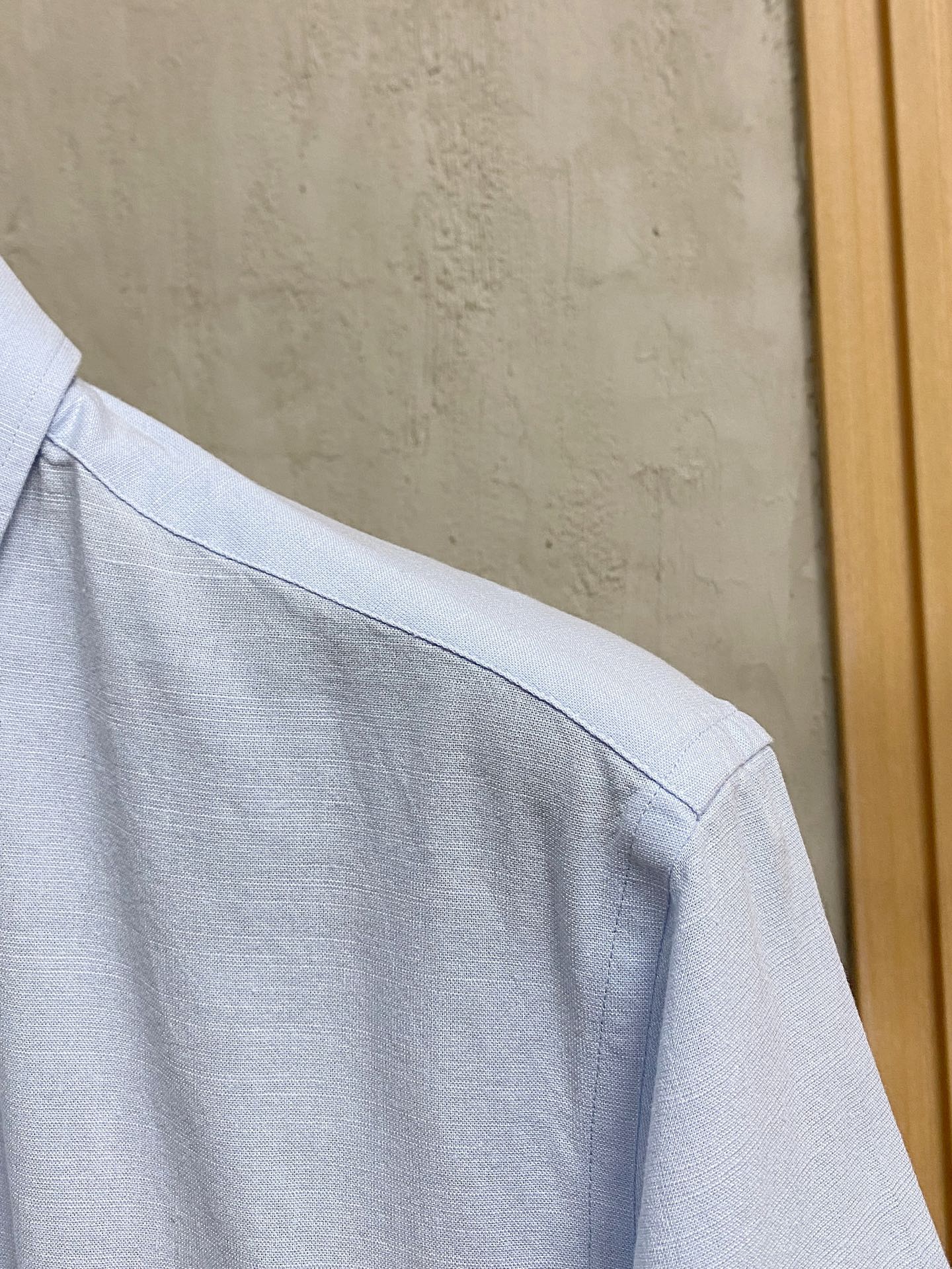 强势上新，新款不断！！！新款衬衫，高级面料高级做工，顶级品质！！！S一XXLS穿125左右m穿140左右