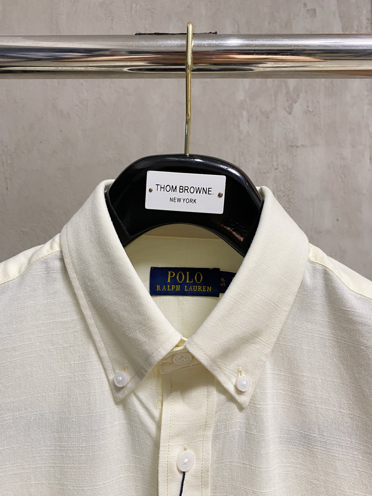 P，P轻盈雅致，短袖衬衫——25年春夏日里的温柔守候短袖衬衫，臻品定制系列的材质、精湛的工艺细节和卓越的