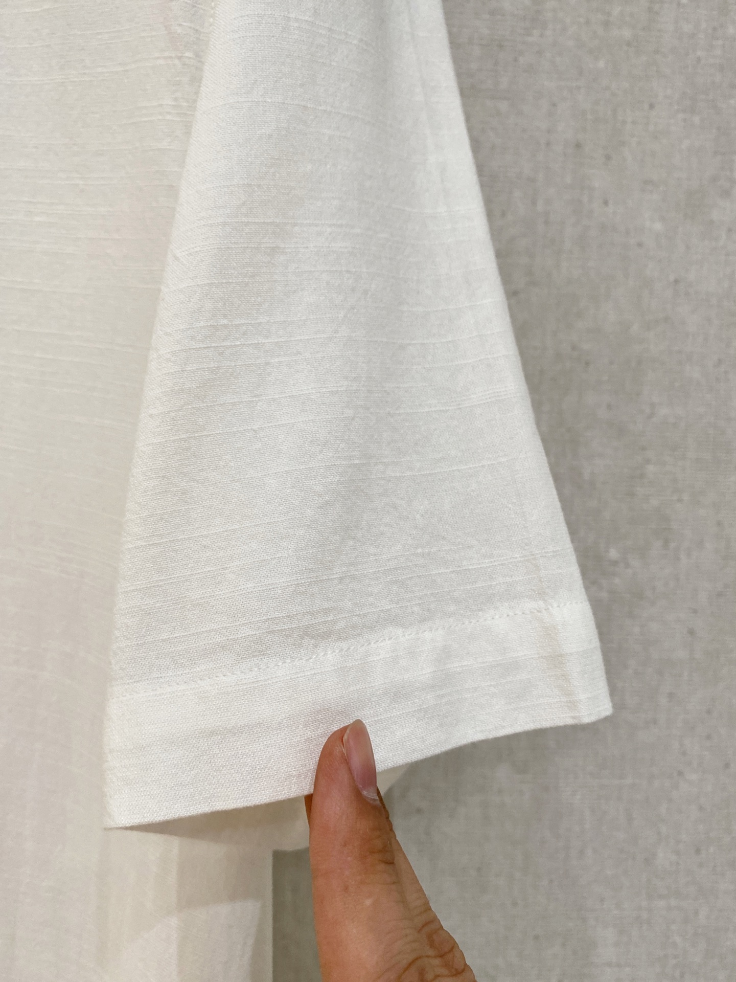 P，P轻盈雅致，短袖衬衫——25年春夏日里的温柔守候短袖衬衫，臻品定制系列的材质、精湛的工艺细节和卓越的