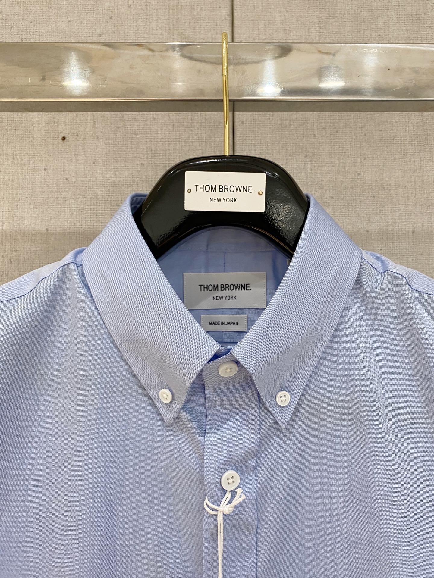 P，P轻盈雅致，短袖衬衫——25年春夏日里的温柔守候短袖衬衫，臻品定制系列的材质、精湛的工艺细节和卓越的