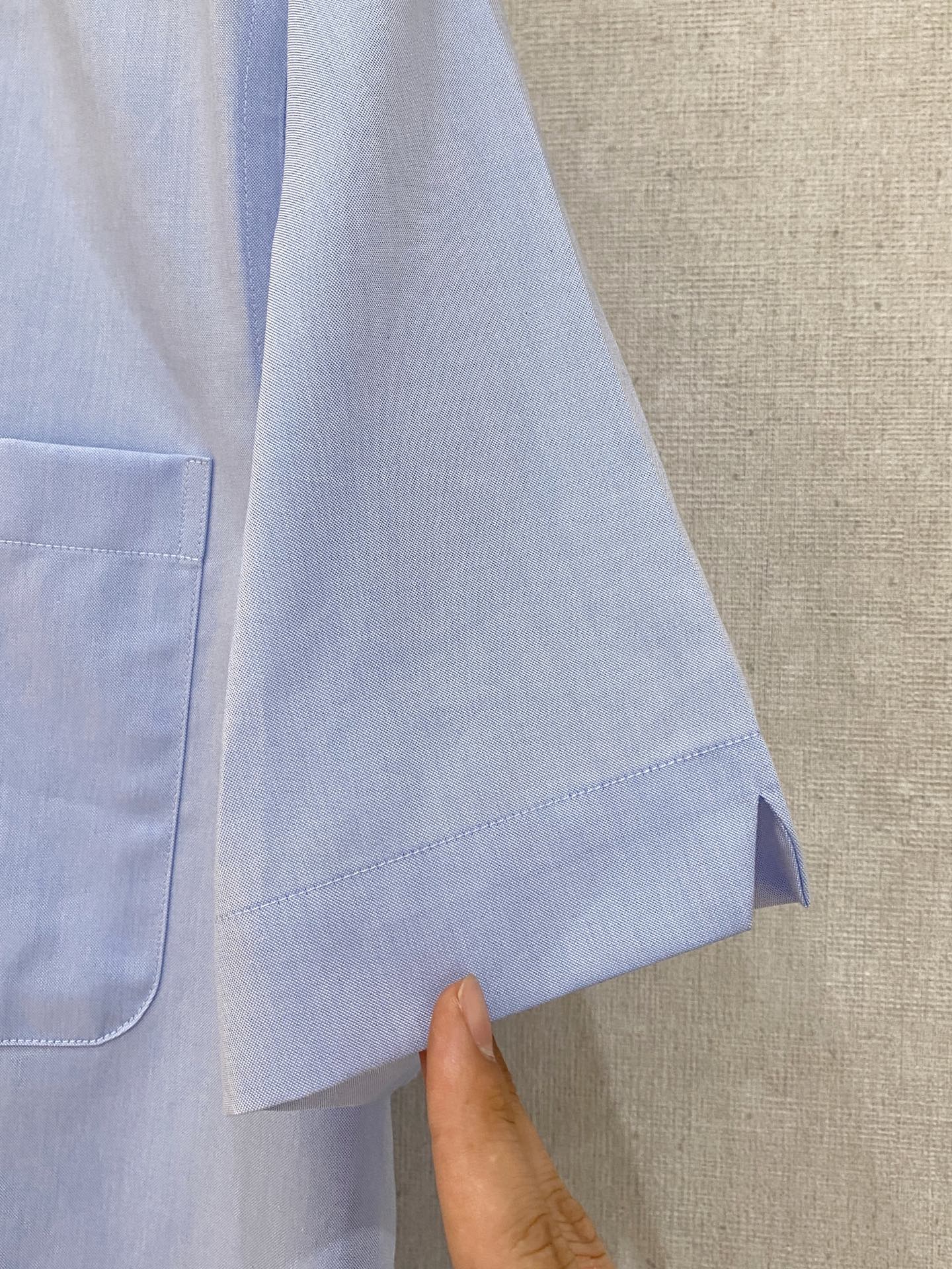 P，P轻盈雅致，短袖衬衫——25年春夏日里的温柔守候短袖衬衫，臻品定制系列的材质、精湛的工艺细节和卓越的