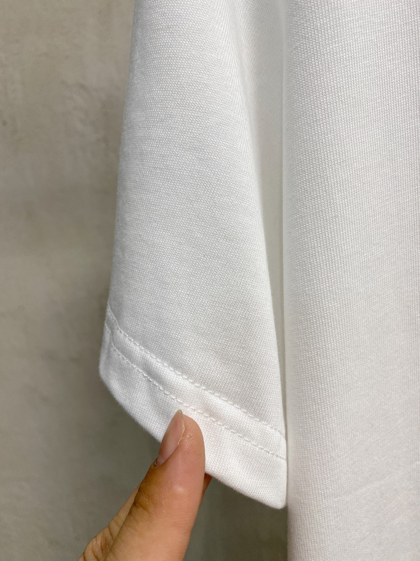 Burberry 25SS Crew Neck T-Shirt: Premium Fabric & Exquisite Logo Design 7 i1750260137238 3752 0 5