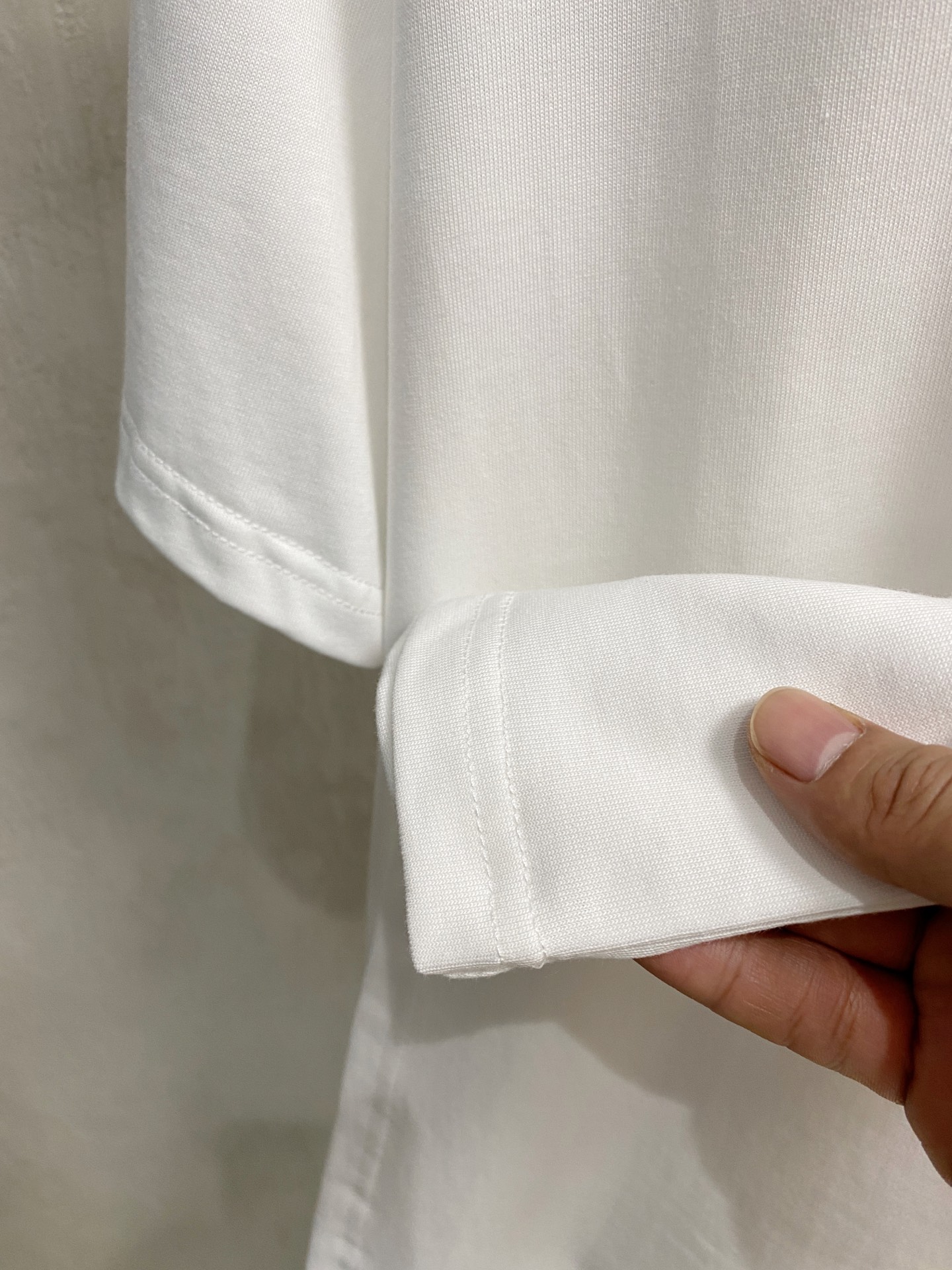 Burberry 25SS Crew Neck T-Shirt: Premium Fabric & Exquisite Logo Design 8 i1750260140494 8230 0 6