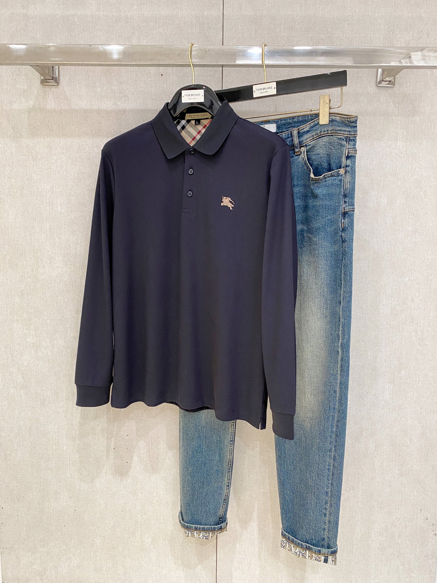 开春新品 巴宝莉 𝟏𝟎𝟎%新疆长绒棉 面料柔软舒适透气𝟮𝟬25 秋冬 限量款长袖Polo系列𝗦𝗜𝗭𝗘：𝗠