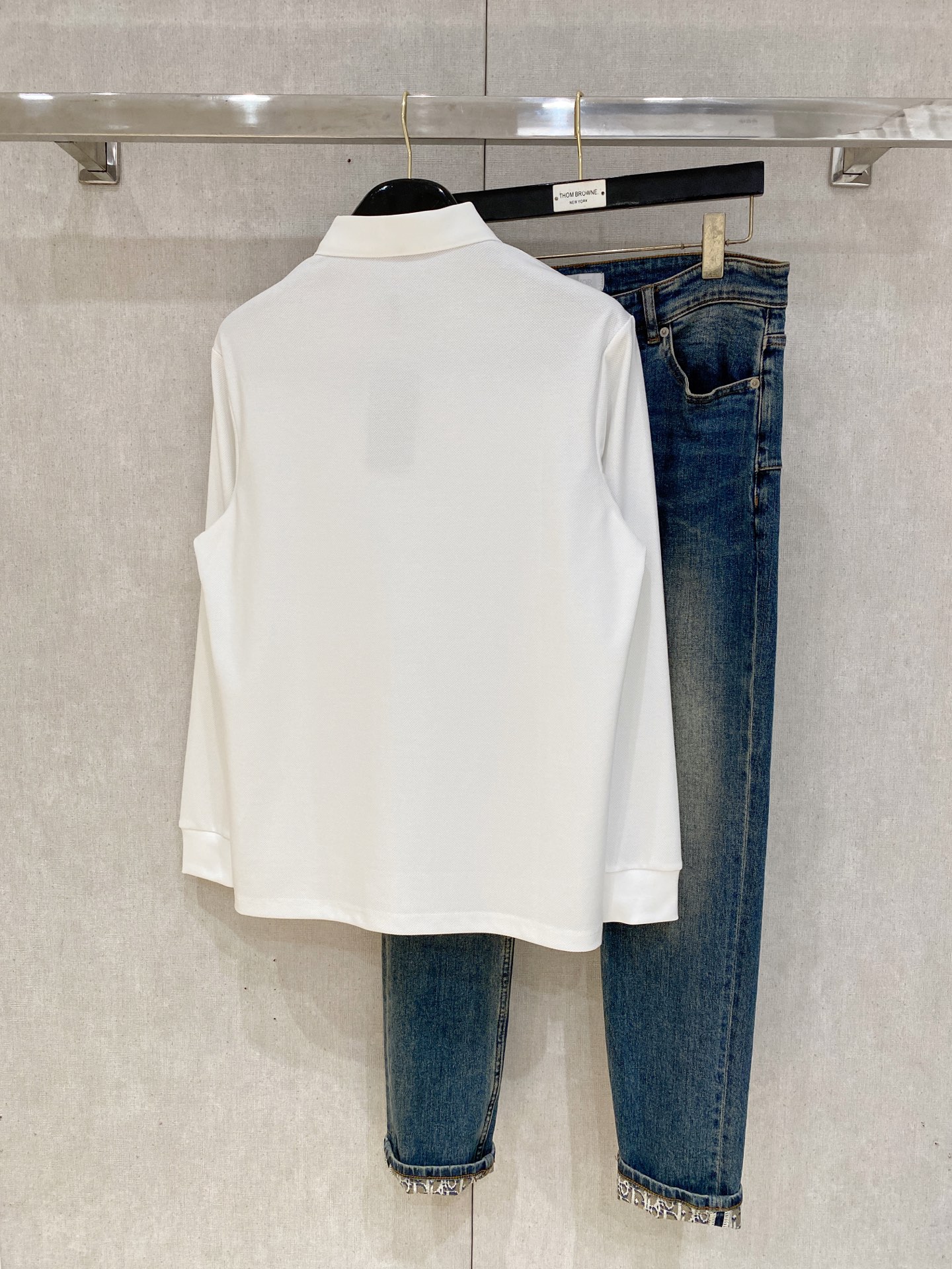 开春新品 芬迪 𝟏𝟎𝟎%新疆长绒棉 面料柔软舒适透气𝟮𝟬25 秋冬 限量款长袖Polo系列𝗦𝗜𝗭𝗘：𝗠-