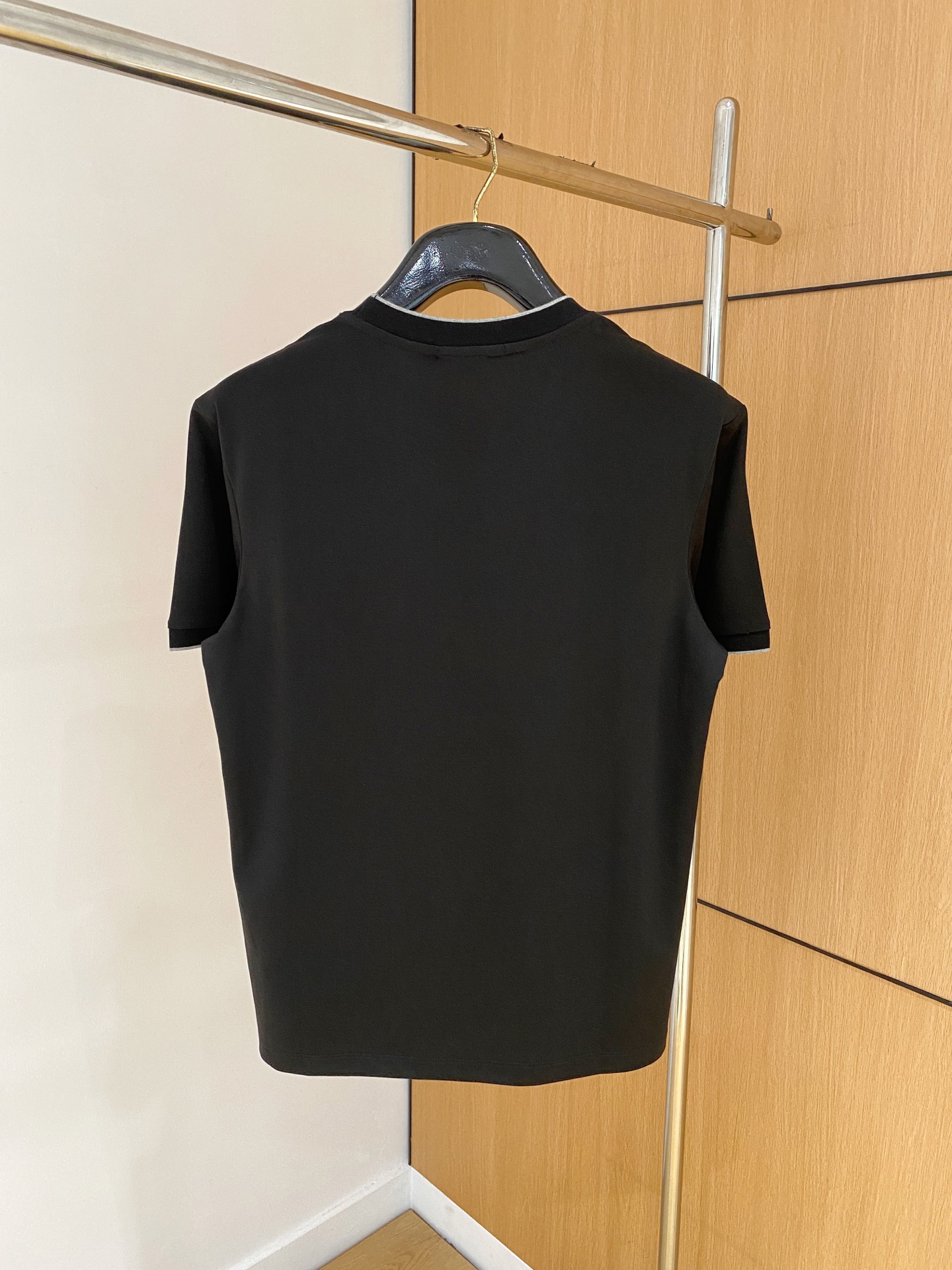 “Year-Old Classic Business and Leisure T-Shirts in White and Blue, Sizes M-3XL” - 图片 9