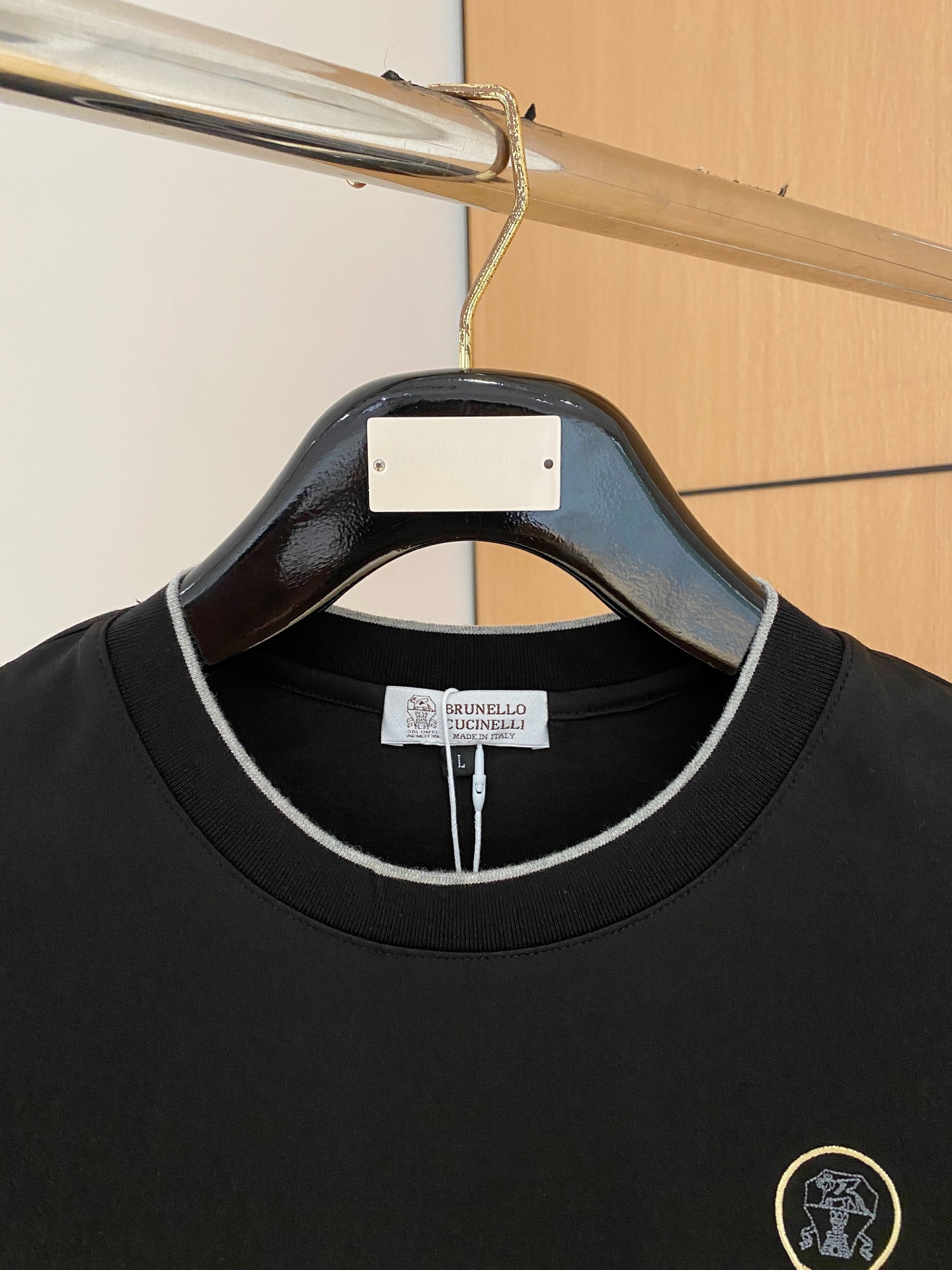 “Year-Old Classic Business and Leisure T-Shirts in White and Blue, Sizes M-3XL” - 图片 2