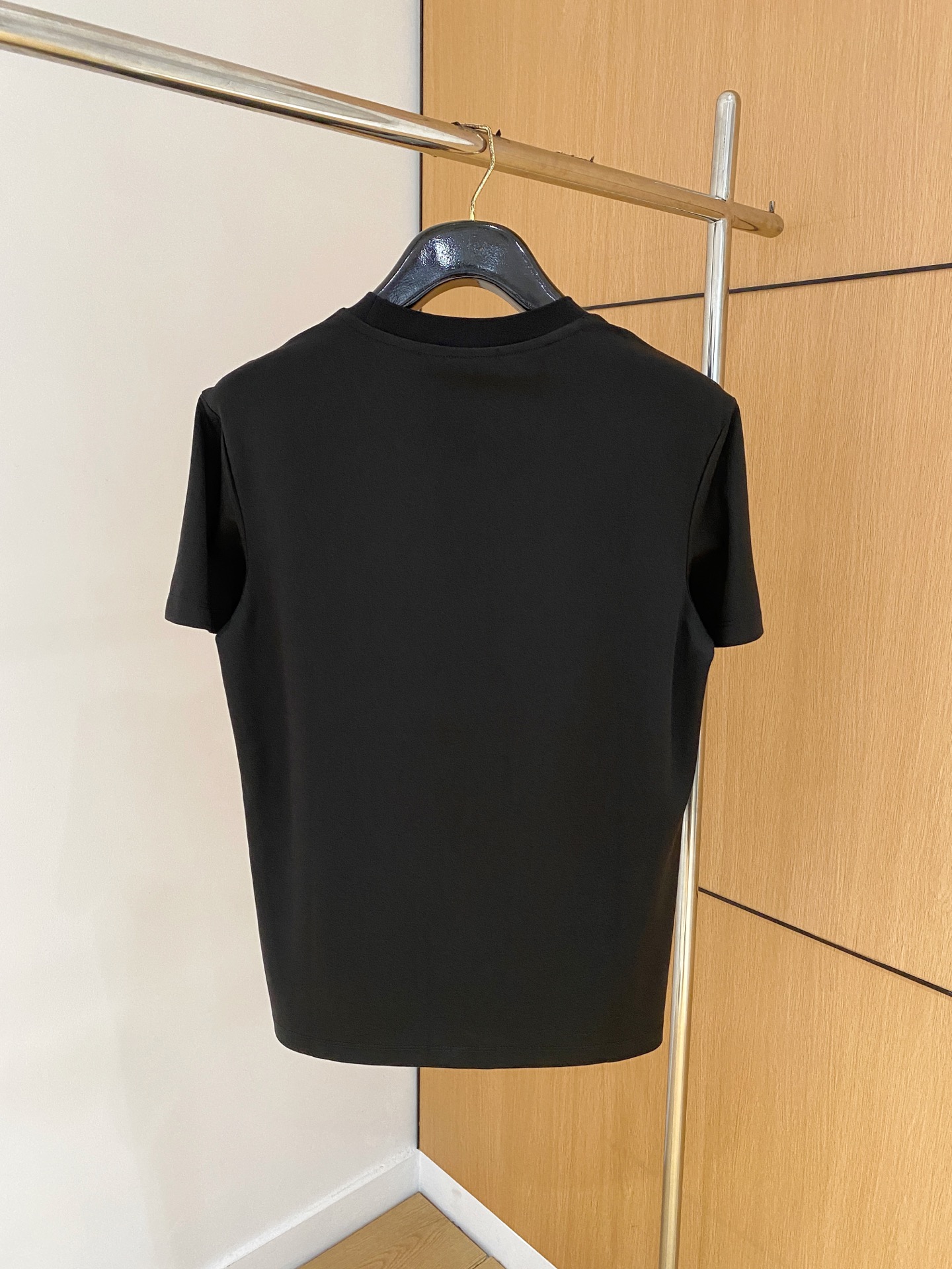 “Classic Business Leisure T-Shirts: Comfortable Silk Cotton Fabric in Black, White, Blue – Sizes M-3XL” - 图片 9