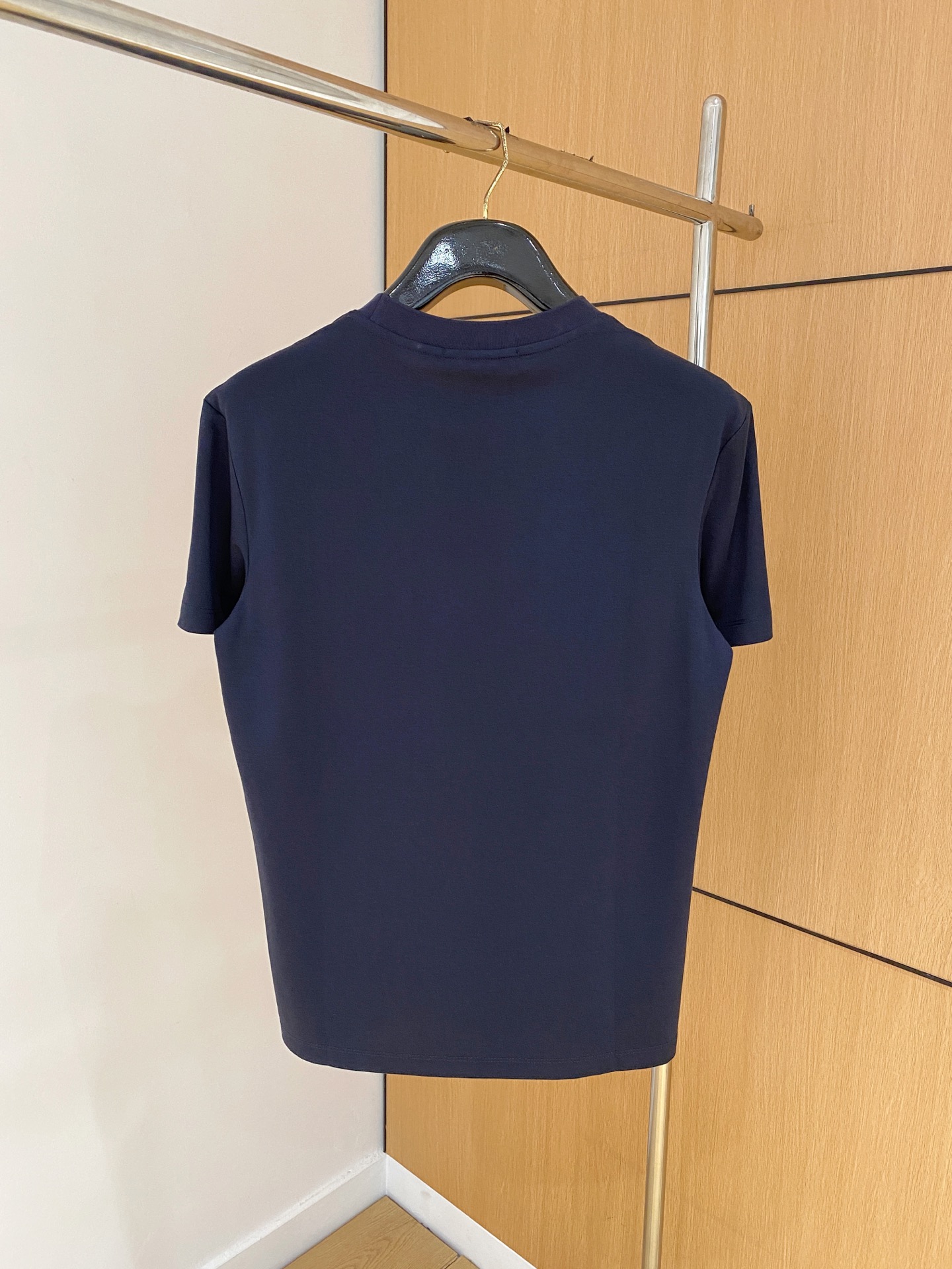 “Classic Business Leisure T-Shirts for Seniors: Comfortable Silk Cotton Fabric in Black, White, Blue – Sizes M-3XL” - 图片 9