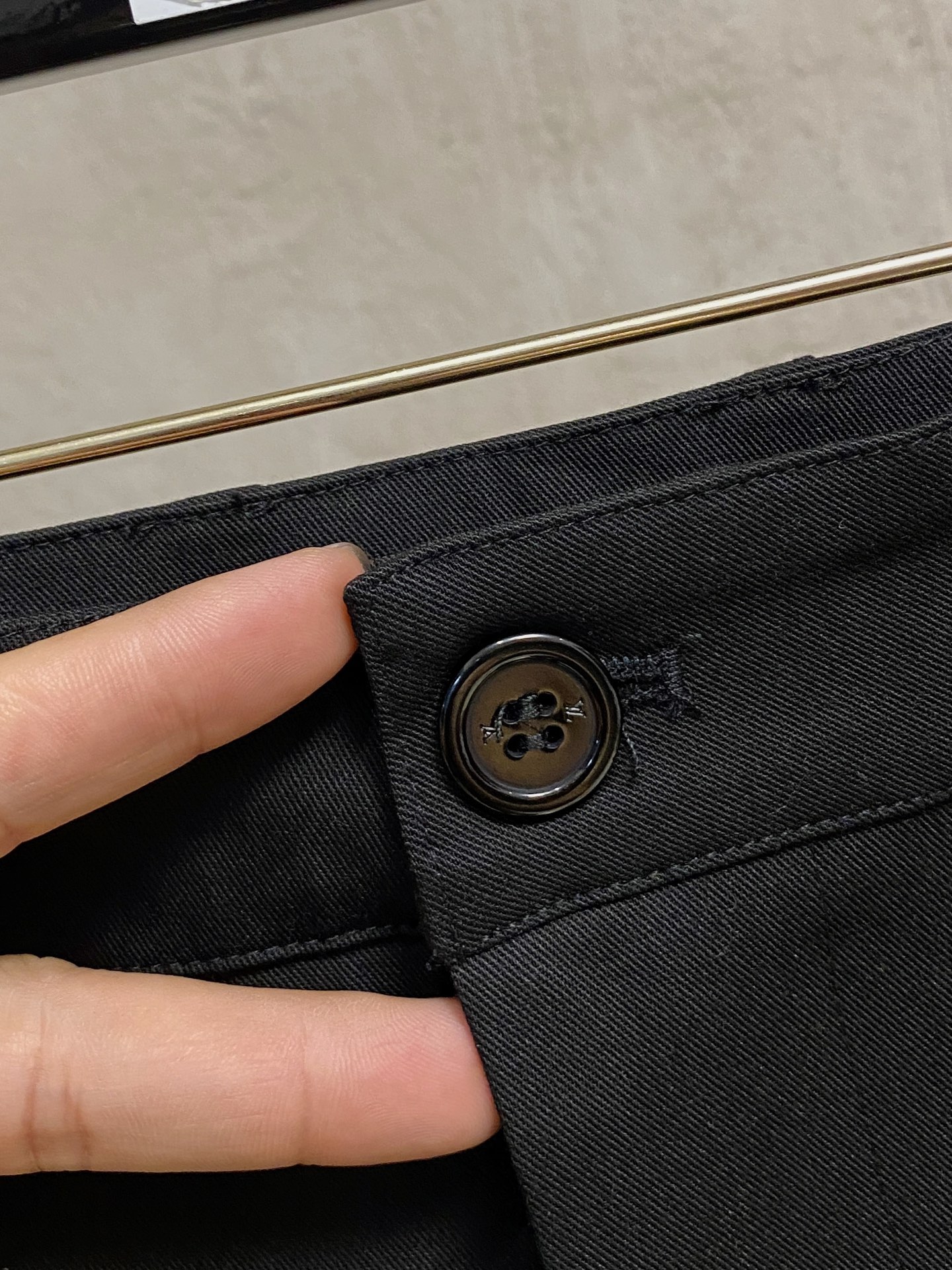 新款休闲透气休闲裤！重磅定制面料裤子面料扎实上身挺括有型做工极其考究，不挑人百搭款最高规格，时尚个性的设