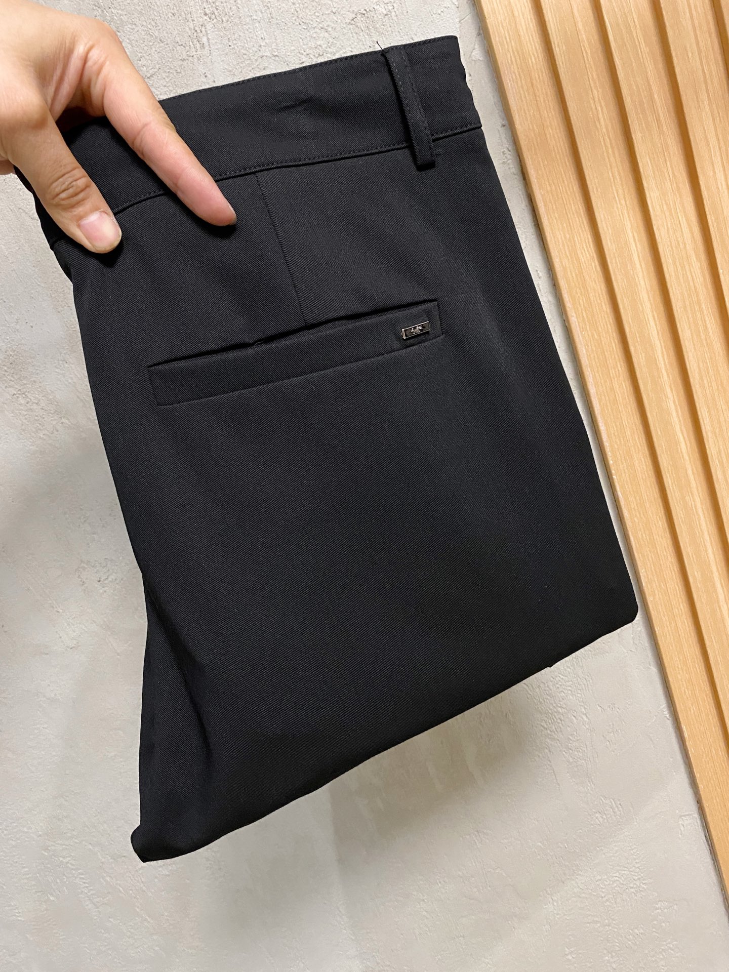 新款休闲透气休闲裤！重磅定制面料裤子面料扎实上身挺括有型做工极其考究，不挑人百搭款最高规格，时尚个性的设