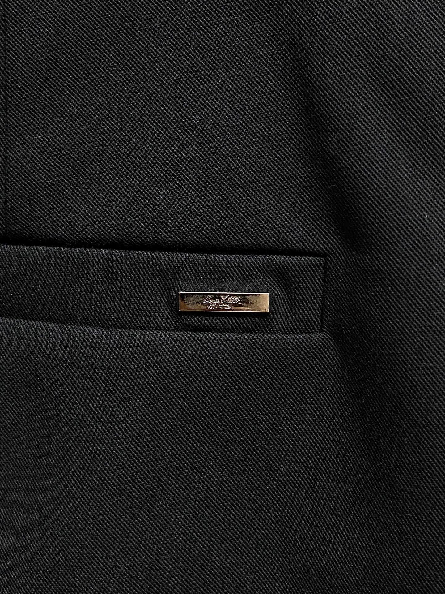 新款休闲透气休闲裤！重磅定制面料裤子面料扎实上身挺括有型做工极其考究，不挑人百搭款最高规格，时尚个性的设