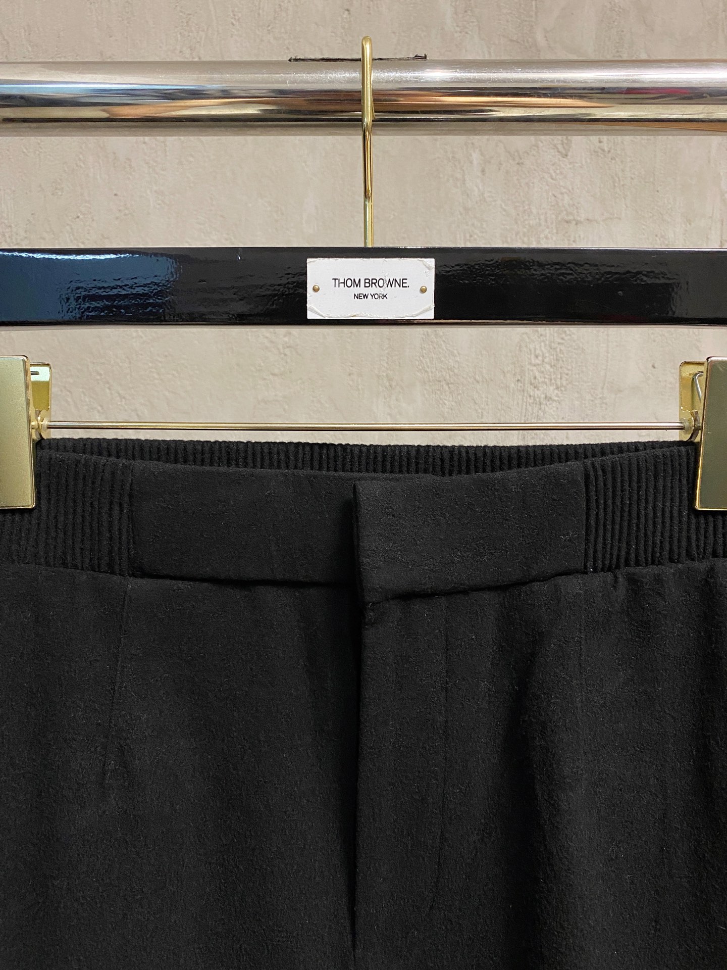 新款休闲透气休闲裤！重磅定制面料裤子面料扎实上身挺括有型做工极其考究，不挑人百搭款最高规格，时尚个性的设