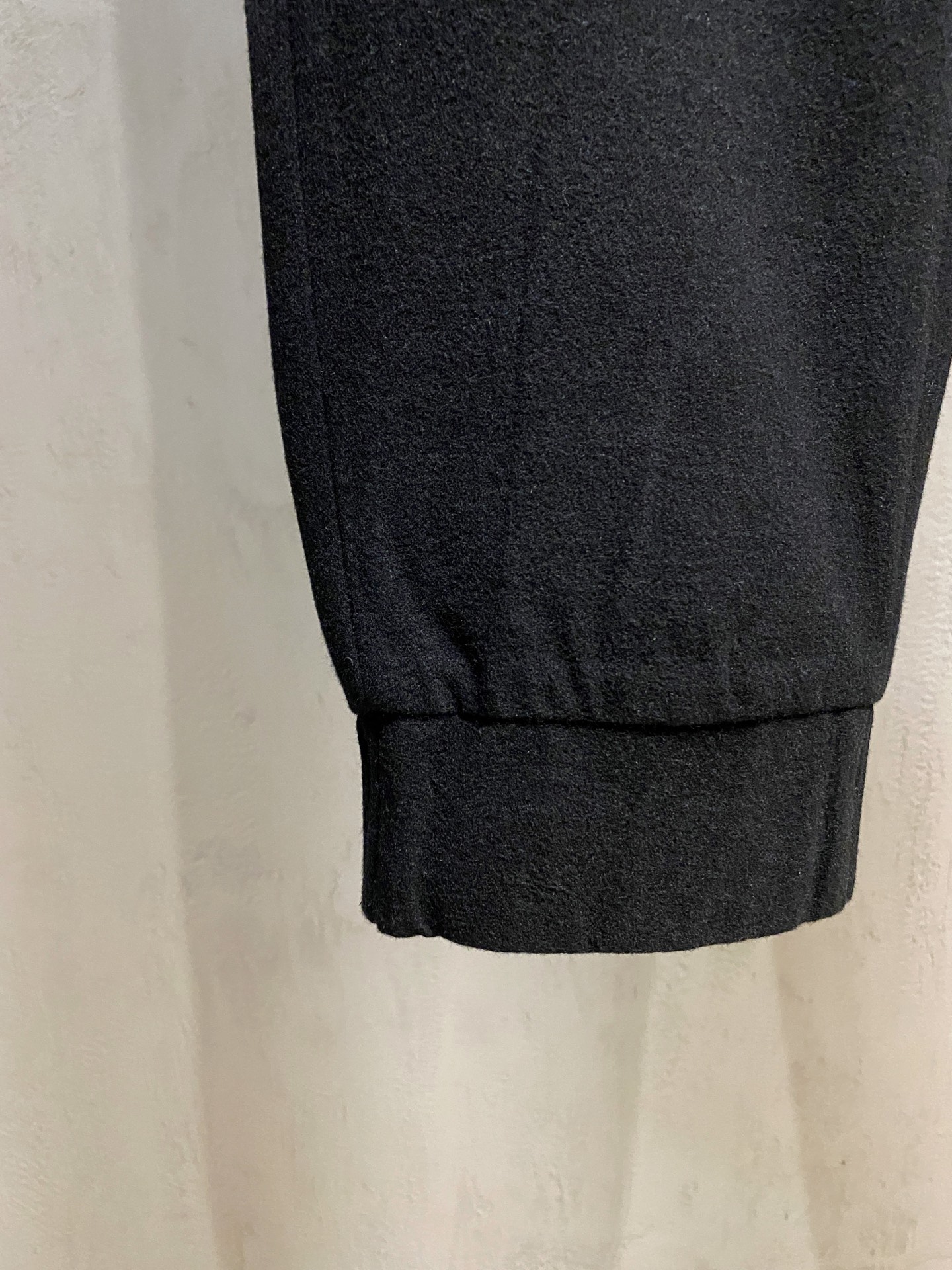 新款休闲透气休闲裤！重磅定制面料裤子面料扎实上身挺括有型做工极其考究，不挑人百搭款最高规格，时尚个性的设