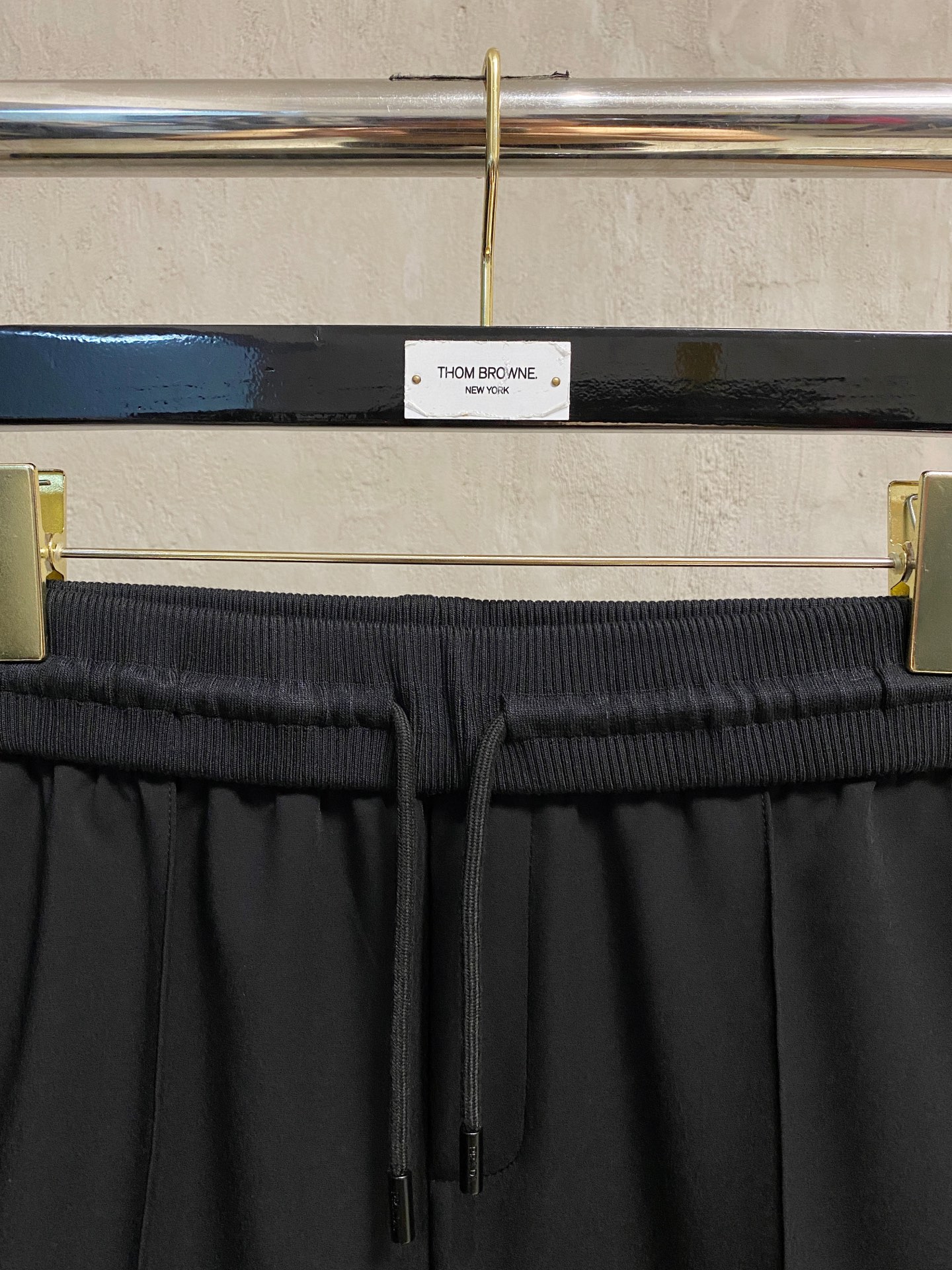 新款休闲透气休闲裤！重磅定制面料裤子面料扎实上身挺括有型做工极其考究，不挑人百搭款最高规格，时尚个性的设