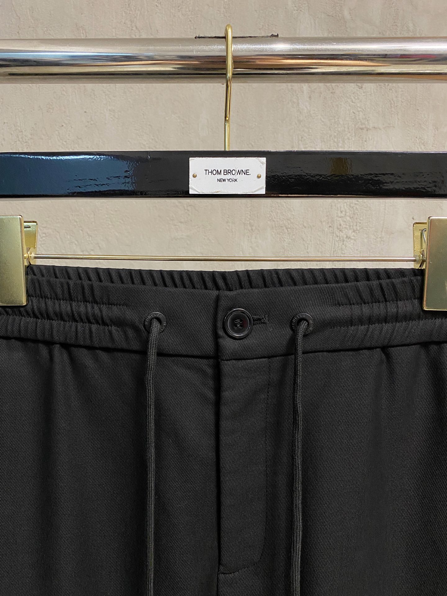 新款休闲透气休闲裤！重磅定制面料裤子面料扎实上身挺括有型做工极其考究，不挑人百搭款最高规格，时尚个性的设