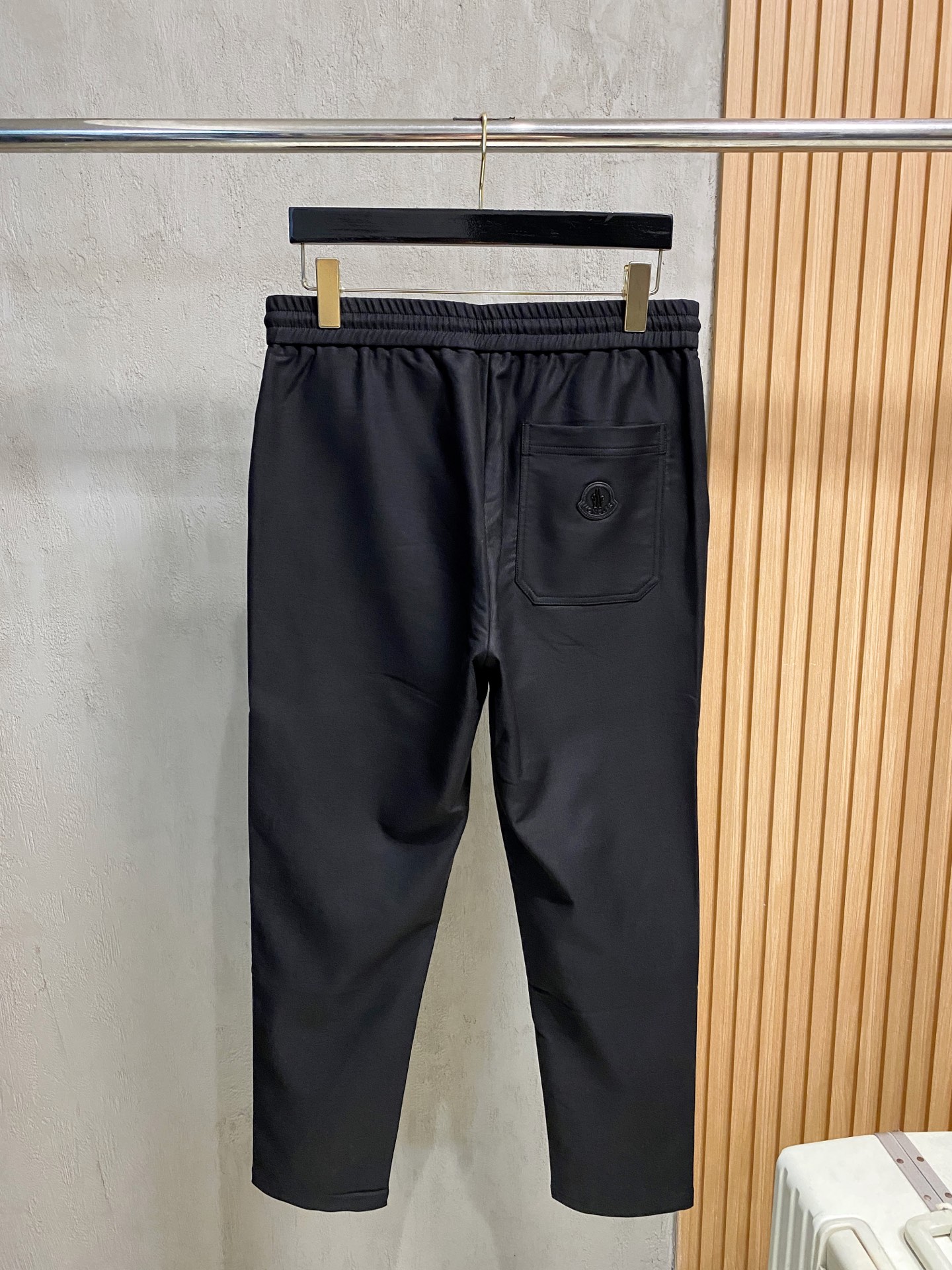 新款休闲透气休闲裤！重磅定制面料裤子面料扎实上身挺括有型做工极其考究，不挑人百搭款最高规格，时尚个性的设