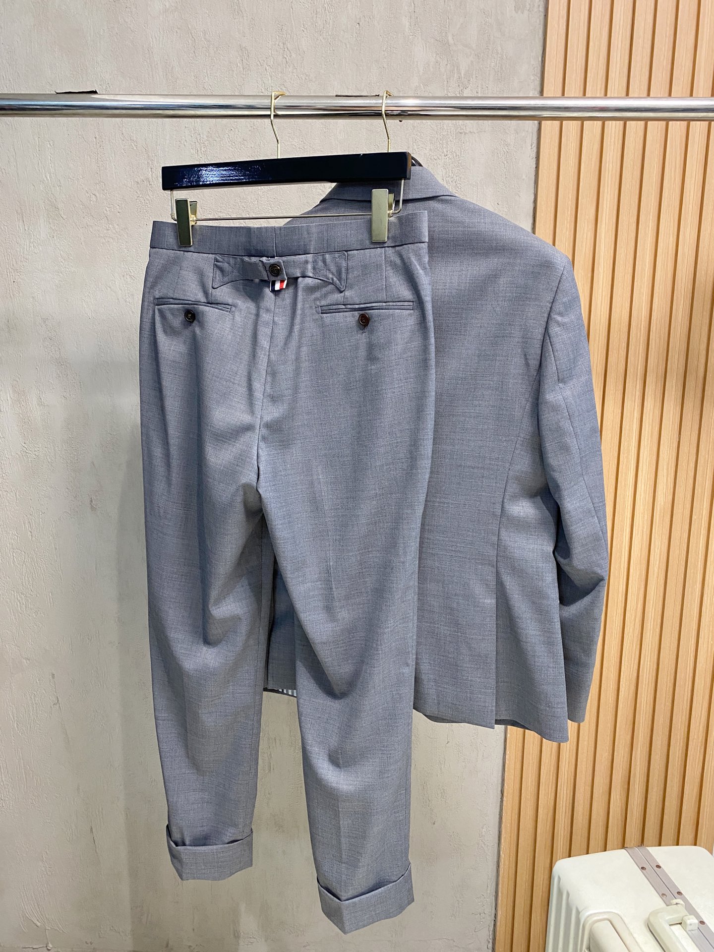 重磅推荐 男士套装 简约百搭款，不挑人穿，腰部松紧抽绳设计 出口订单标准，所有细节处理都非常到位；采用特