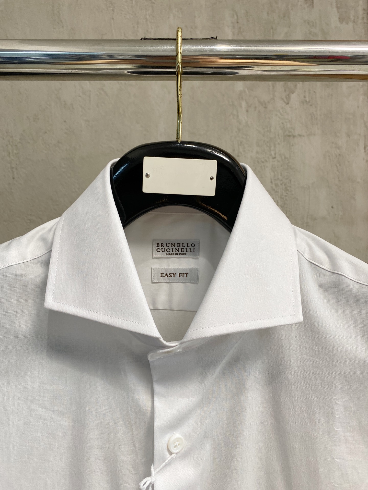 强势上新，新款不断！！！新款衬衫，高级面料高级做工，顶级品质！！！S一XXLS穿125左右m穿140左右