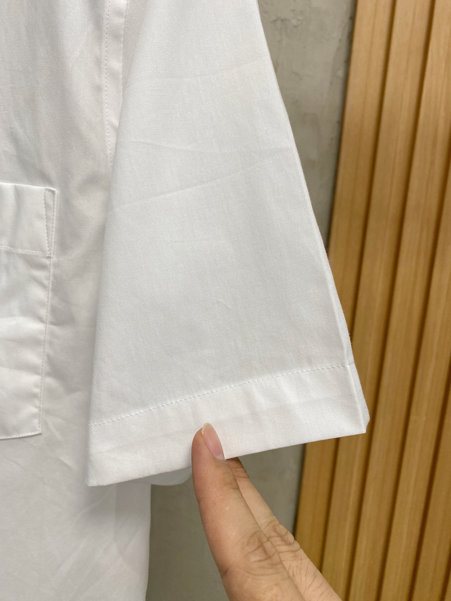 强势上新，新款不断！！！新款衬衫，高级面料高级做工，顶级品质！！！S一XXLS穿125左右m穿140左右