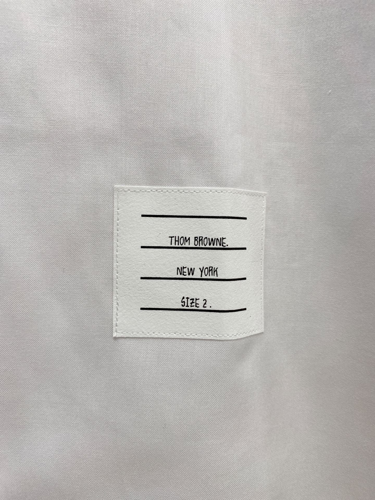 P，P轻盈雅致，短袖衬衫——25年春夏日里的温柔守候短袖衬衫，臻品定制系列的材质、精湛的工艺细节和卓越的