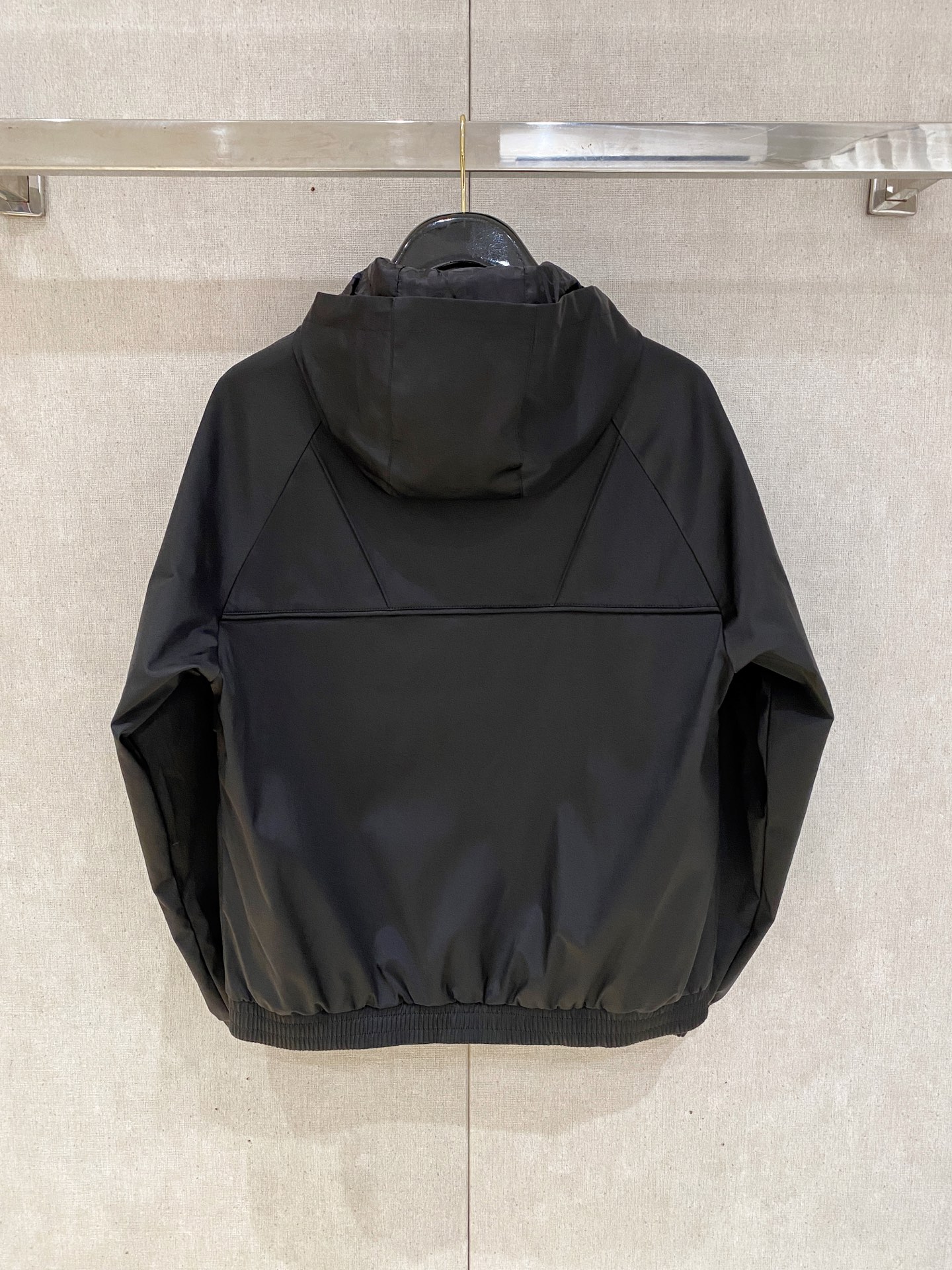 新品。Dio*迪桑特联盟新款夹克外套，秀场新品‼品相非常完美，舒适保暖，三标齐全色泽饱满诱人，非常出彩的