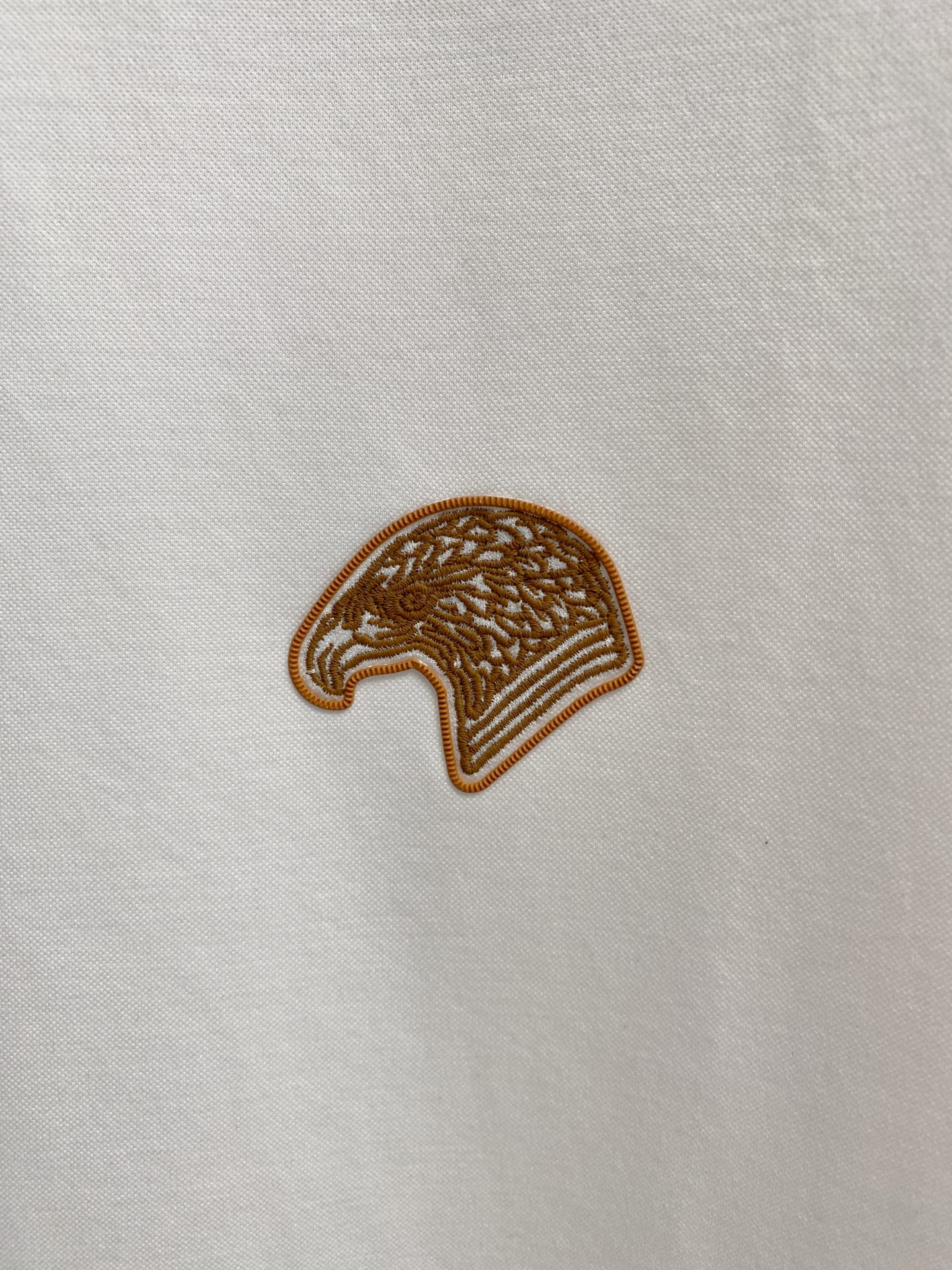  斯蒂芬 2025春夏新款首发专柜最新款圆领短袖 高端订制 设计前卫时尚！品牌logo重工艺设计 高端定