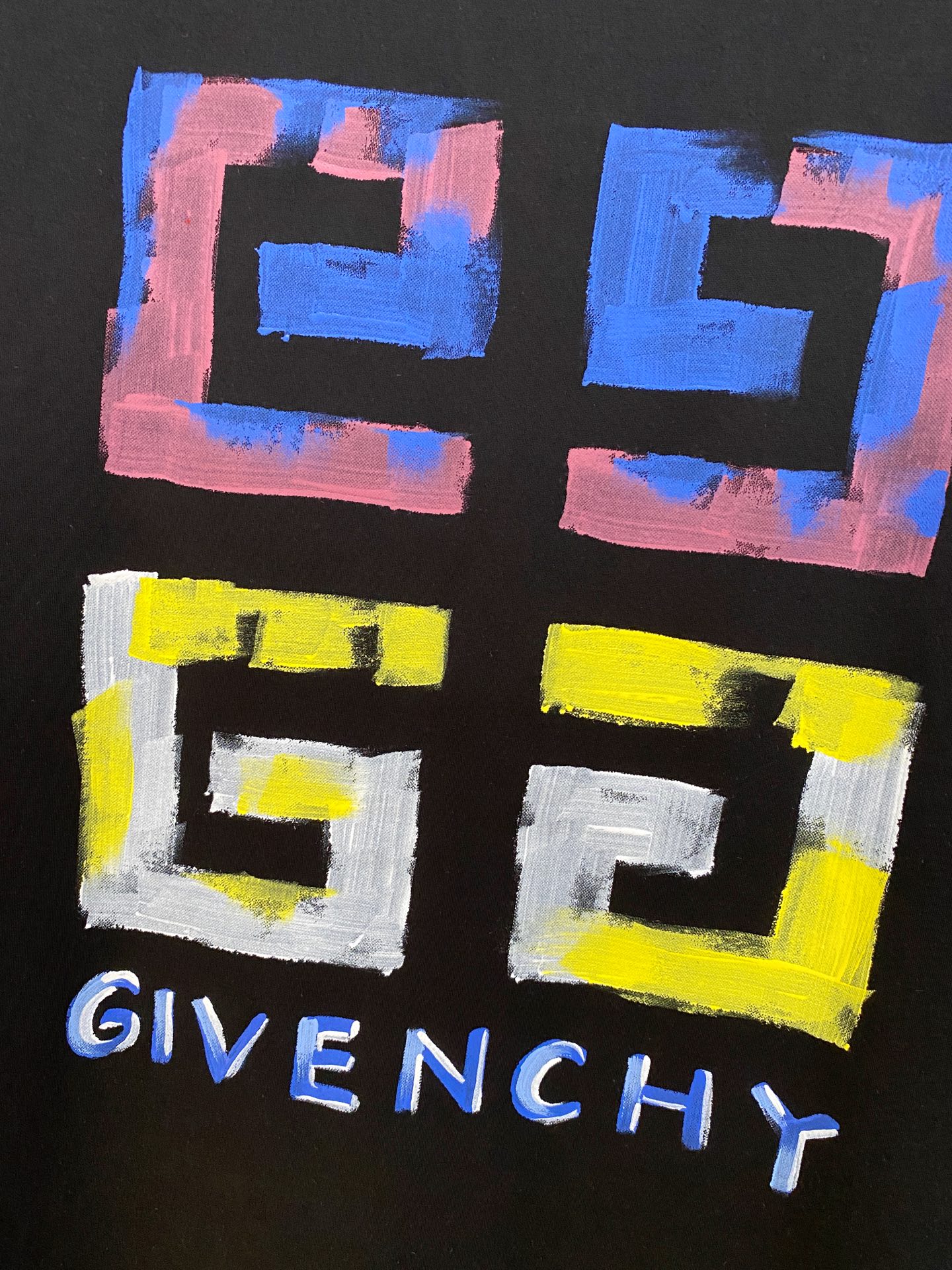  纪梵希 2025春夏新款首发专柜最新款圆领短袖 高端订制 设计前卫时尚！品牌logo重工艺设计 高端定