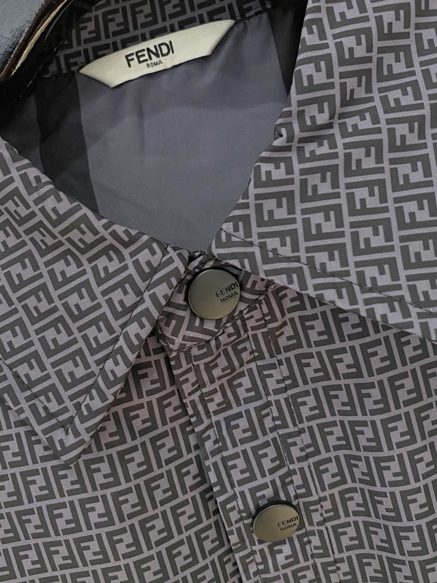 Fendi 2025SS Lightweight Cotton Jacket - Stylish and Comfortable Outerwear 7 i1753712763795 7634 0 5